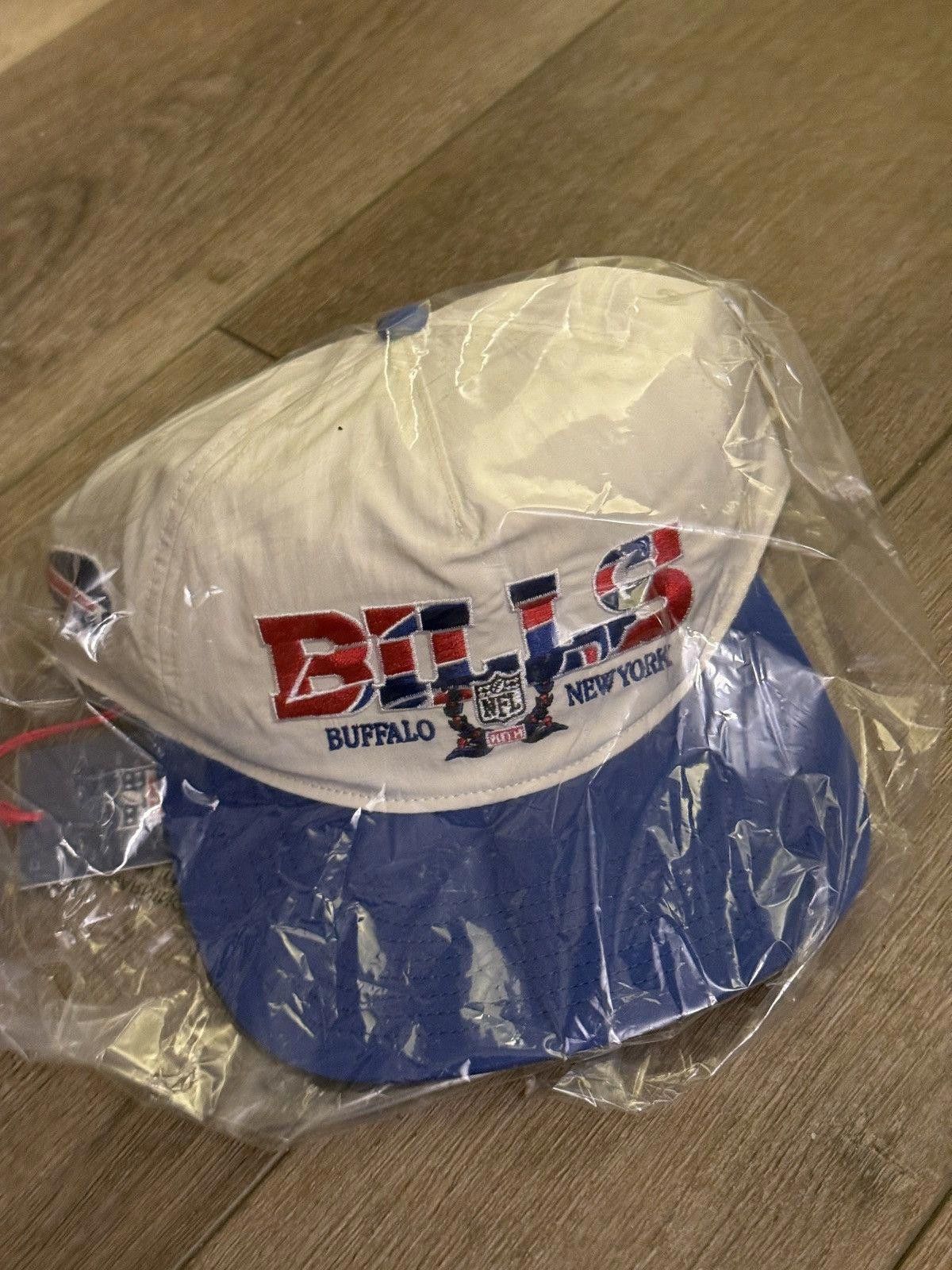 Kith Kith x NFL Buffalo Bills Nylon Hitch Snapback Size ONE SIZE - 9 Thumbnail