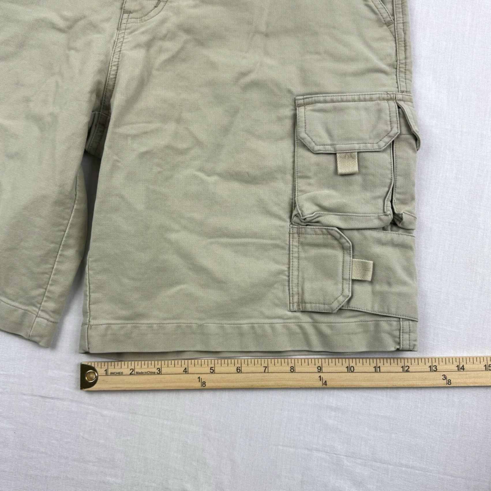 American Eagle Outfitters VINTAGE American Eagle Cargo Shorts Adult 31 Khaki Grunge Y2K Phone Pocket Relax Mens Size US 31 - 7 Thumbnail