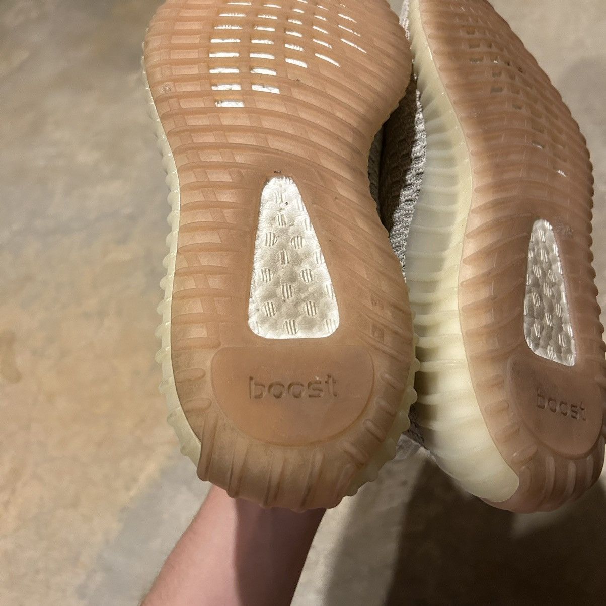 Adidas × Kanye West × Yeezy Adidas Yeezy Boost 350 V2 Citrin 2019 US 8 Size US 8 / EU 41 - 9 Thumbnail
