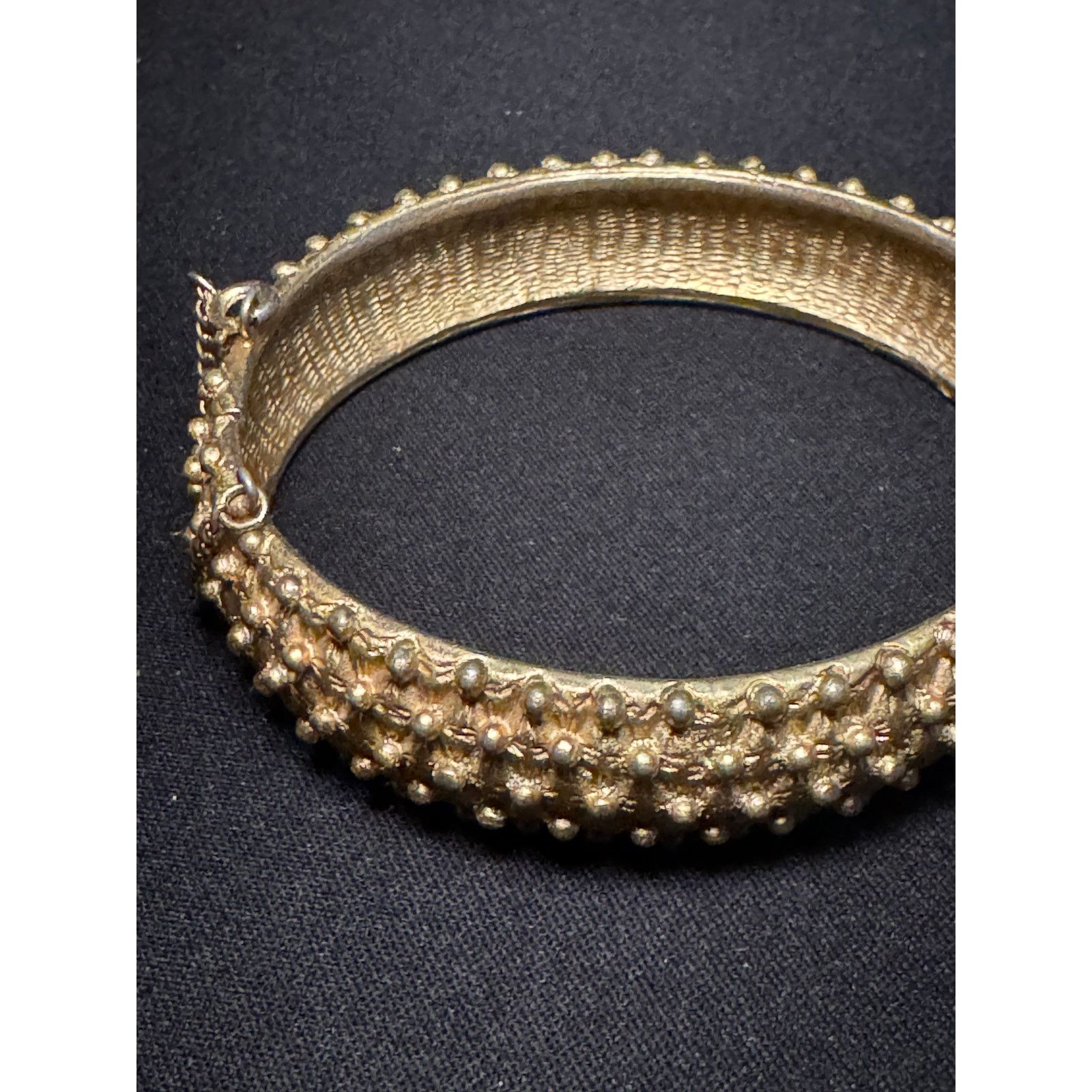 Other Hattie Carnegie Dot Textured Gold Tone Hinged Bracelet Size ONE SIZE - 2 Thumbnail