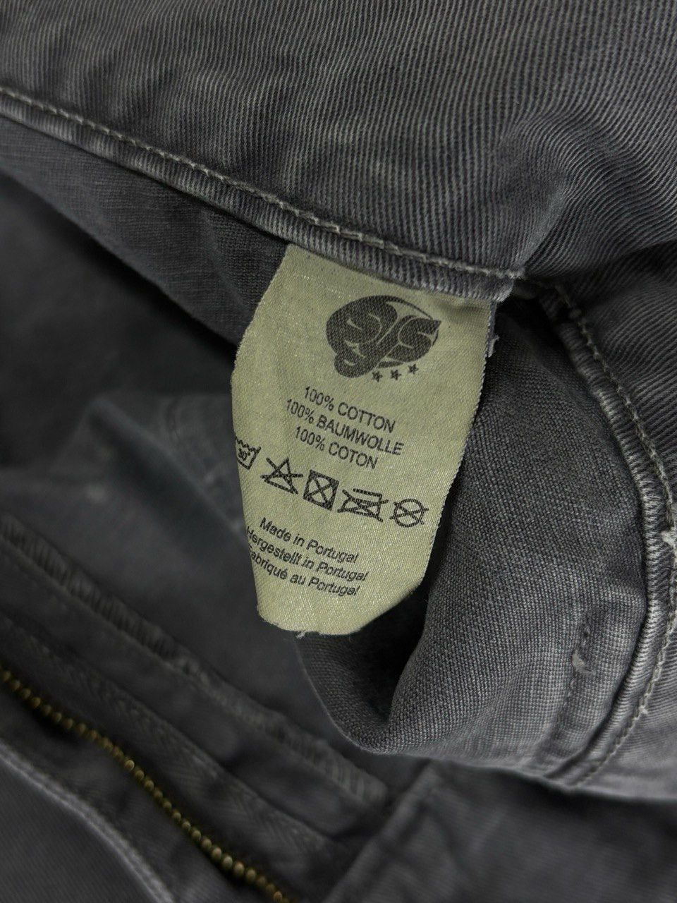 Systemic Systemic Cargo Pants Grey Women Stitching with flared fit Size US 34 / EU 50 - 22 Thumbnail