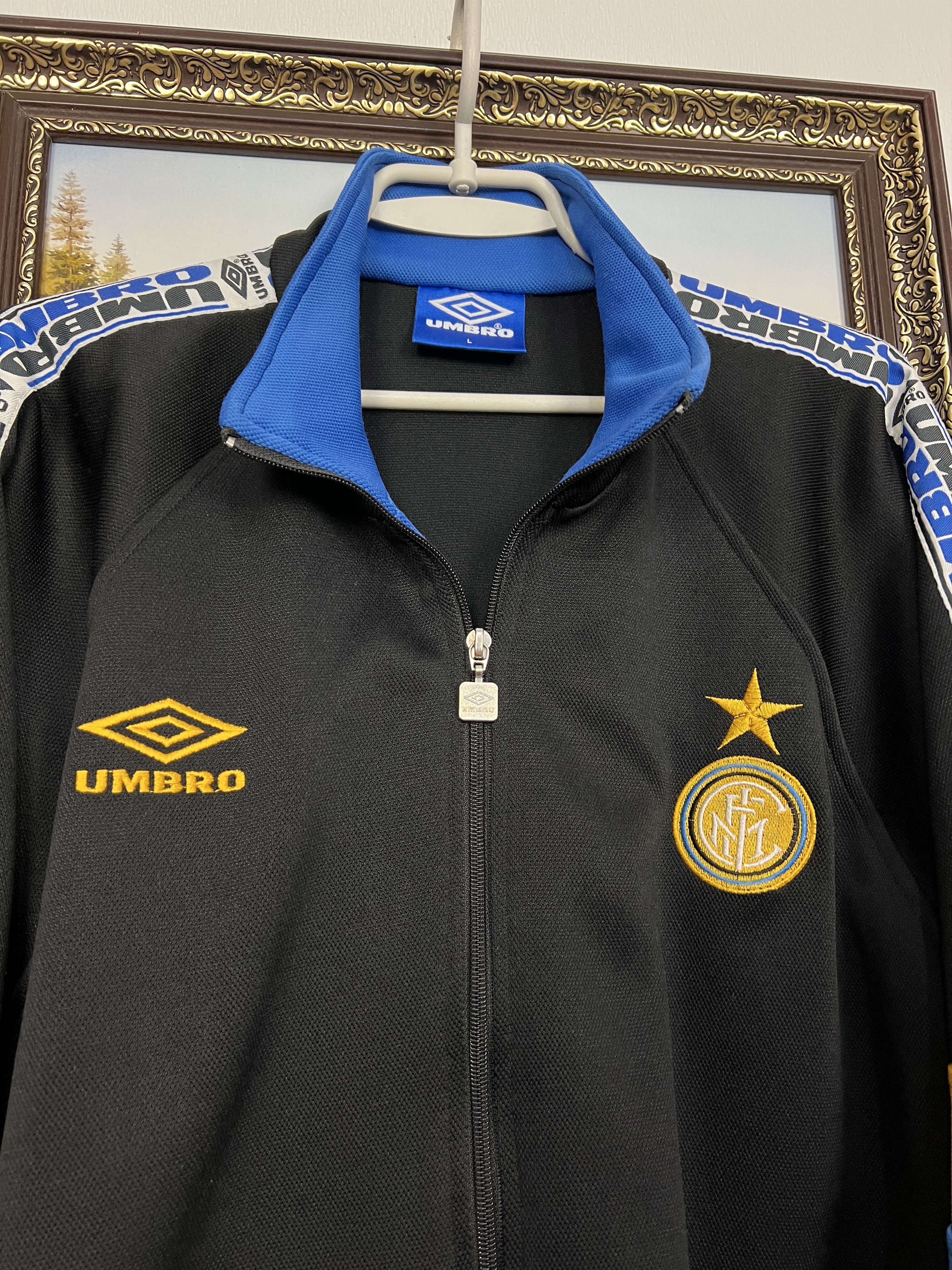 Umbro Inter Milan Football Jacket Soccer Maglia Track Top Ronaldo Size US L / EU 52-54 / 3 - 3 Thumbnail