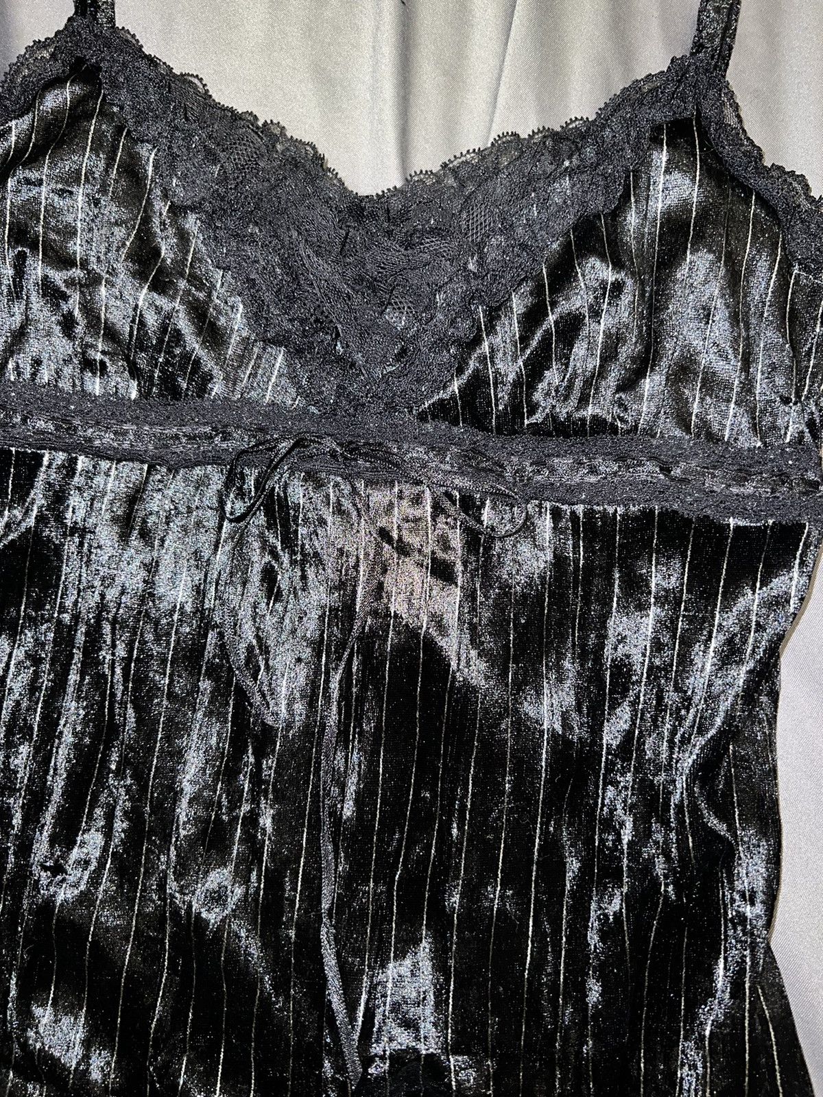 Japanese Brand Black velvet lace camisole 🌺🖤 Size L / US 10 / IT 46 - 6 Thumbnail