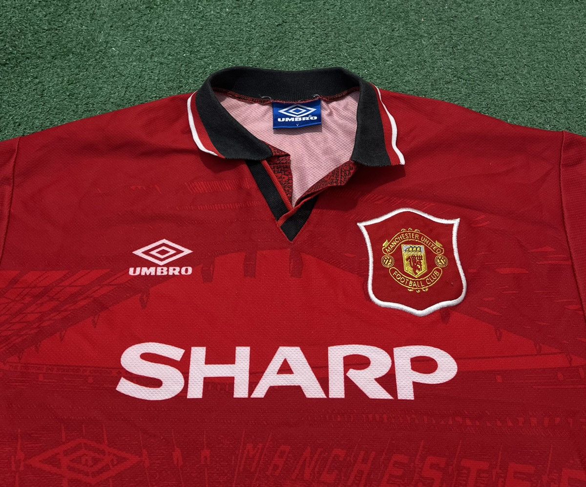 Umbro × Vintage Manchester United Soccer Jersey 94/96 Vintage Rare Size US XS / EU 42 / 0 - 3 Thumbnail