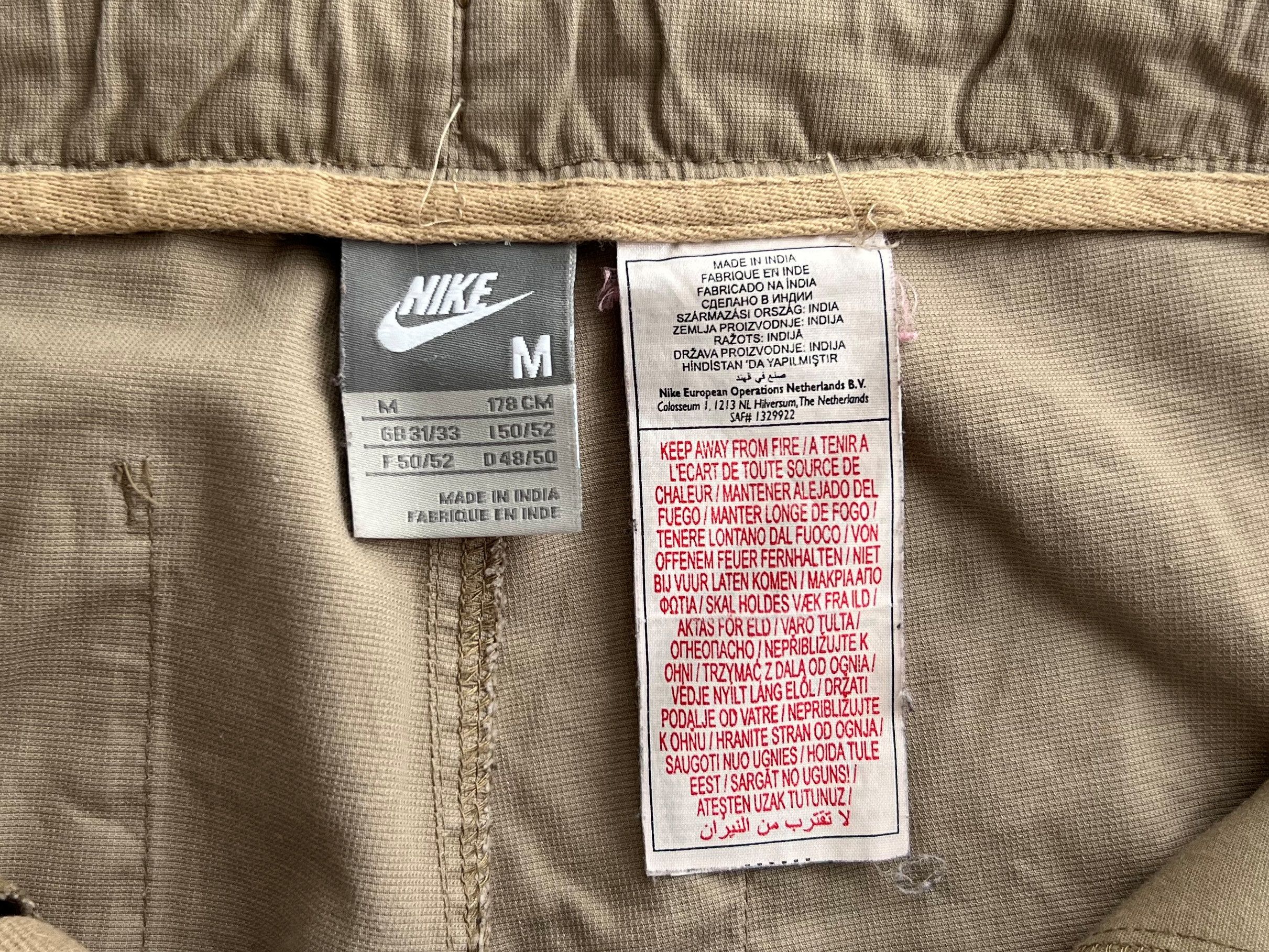 Nike NIKE VINTAGE CARGO MULTI POCKET PANTS EMBRIOREDED LOGO Size US 32 / EU 48 - 5 Thumbnail