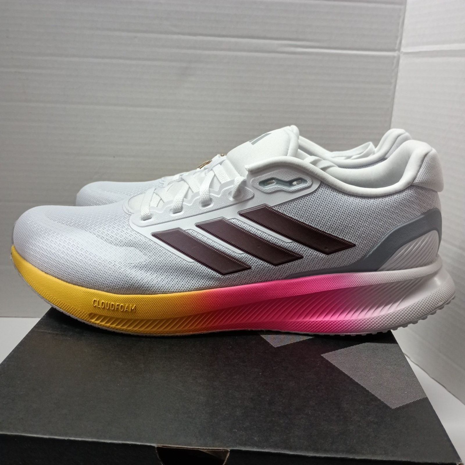 Adidas Adidas Run Falcon 5 Men's Size 10 Course A Pied IE8811 Gym Size US 10 / EU 43 - 3 Thumbnail