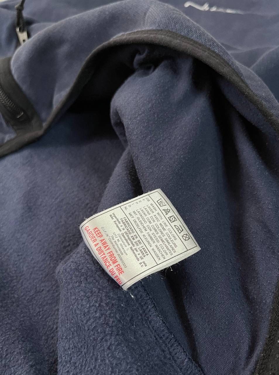 Nike × Vintage 0Os Nike Sweatshirt Vintage Streetwear Rare Logo Size US S / EU 44-46 / 1 - 12 Thumbnail