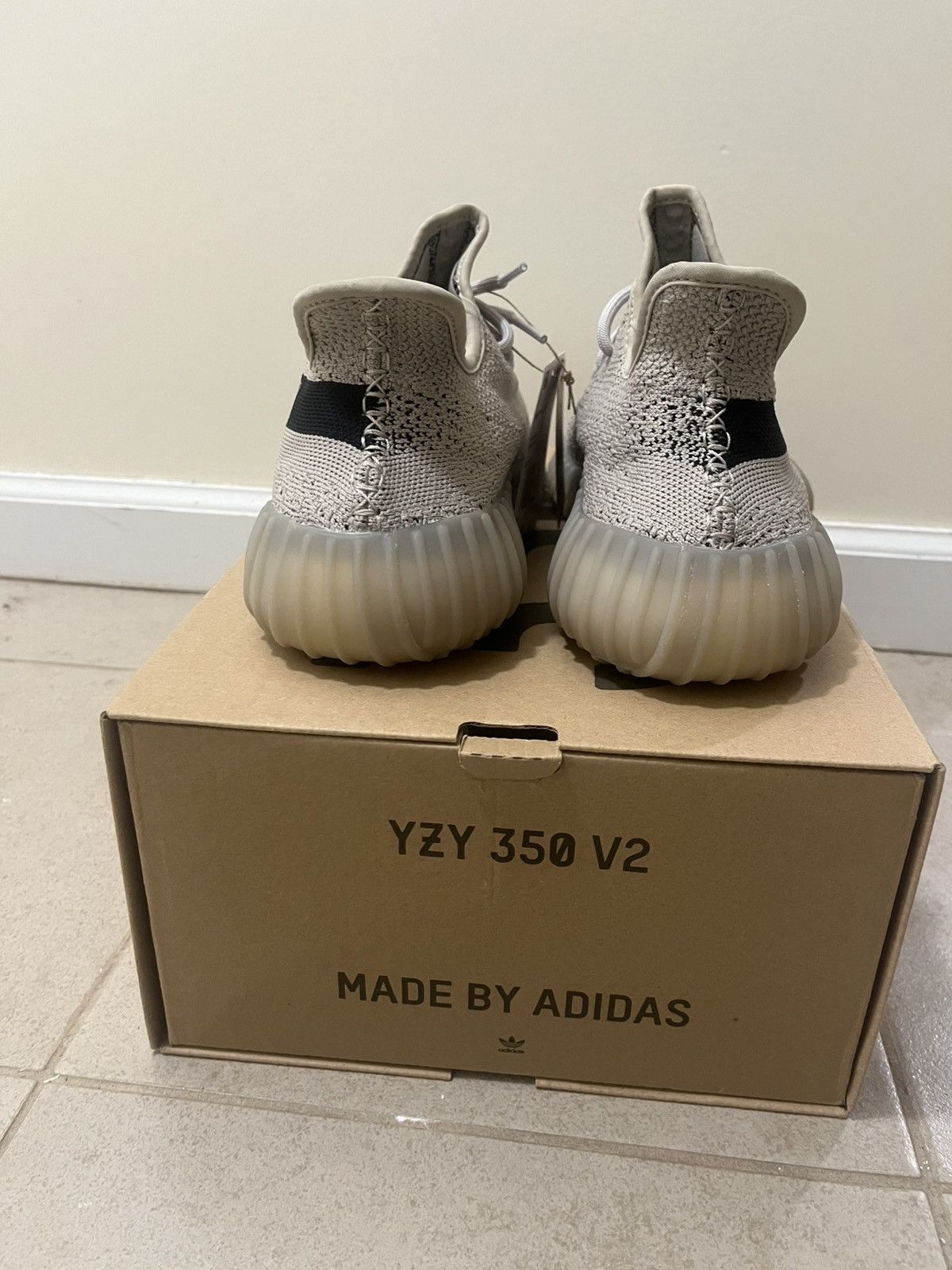 Adidas × Kanye West Adidas Yeezy Boost 350 V2 Slate Sz 10us Size US 10 / EU 43 - 9 Thumbnail