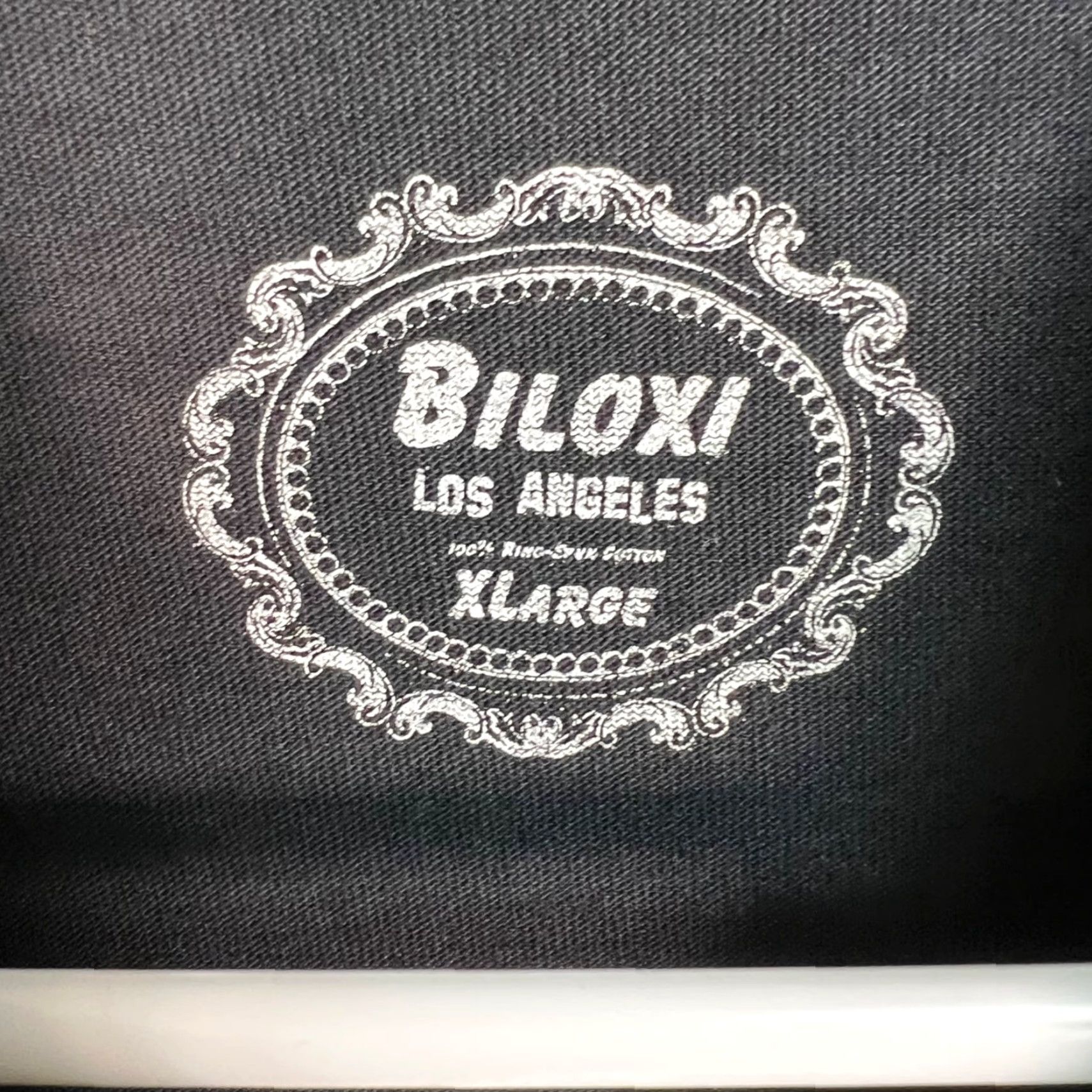 Vintage VINTAGE Biloxi Mens XL Black Graphic T Shirt Streetwear Shirt Mens XL Black Biloxi Graphic T Shirt Streetwear 90s Size US XL / EU 56 / 4 - 3 Thumbnail