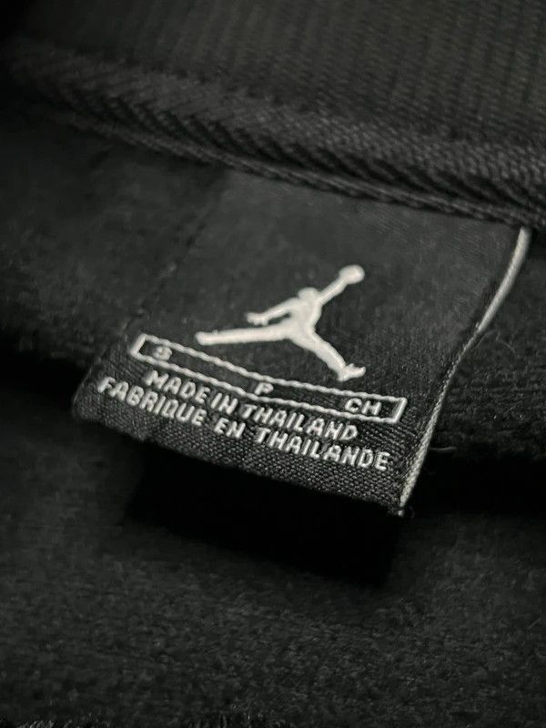 Jordan Brand 00s Jordan vintage track jacket zip Reflective Size US S / EU 44-46 / 1 - 5 Thumbnail