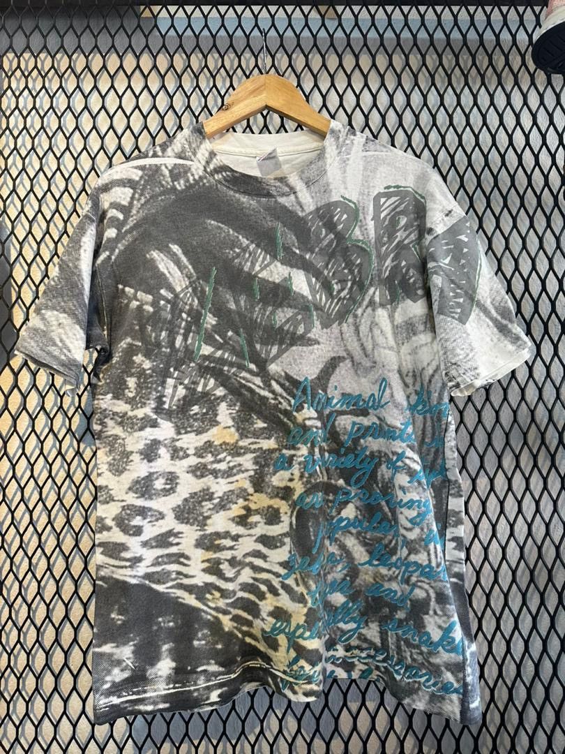 image of Animal Tee x Fruit Of The Loom Vintage Animal Zebra All Overprint Fruit Of The Loom in Grey (Size L