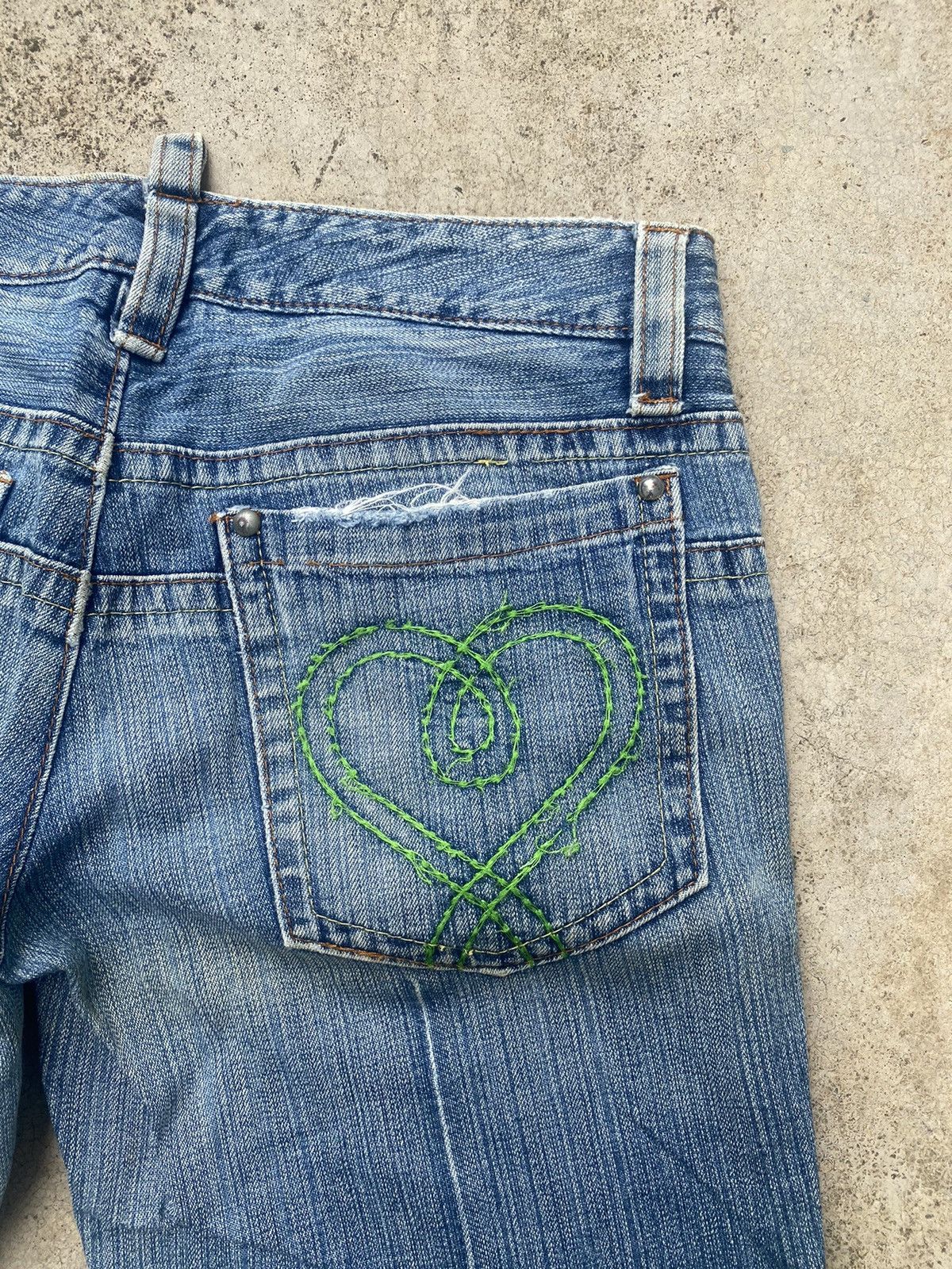 Designer × Dsquared2 × If Six Was Nine Flare Jeans Dsquared2 Faded Blue Low Rise Size US 31 - 21 Thumbnail