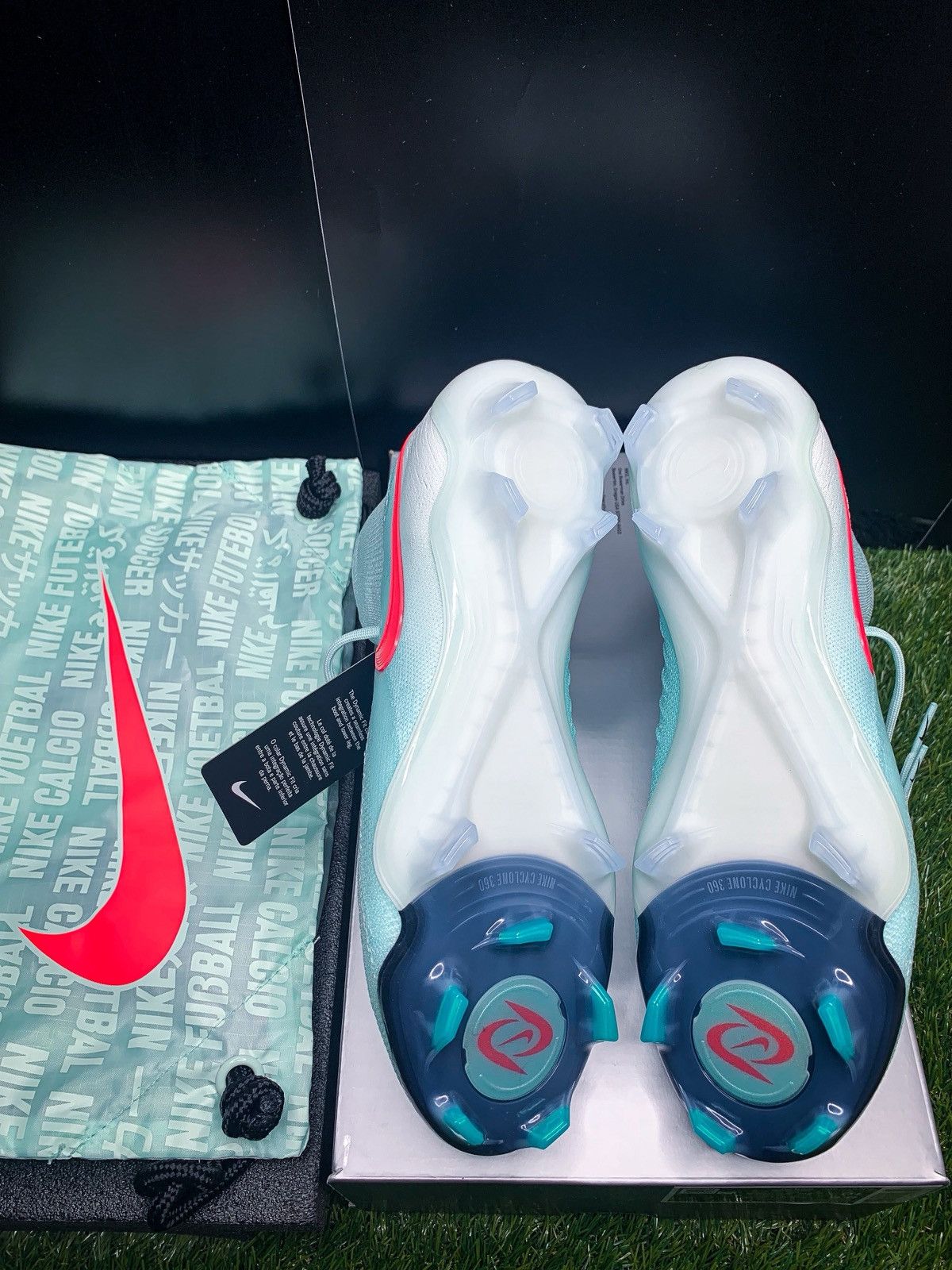 Nike Nike Phantom Luna 2 Elite Size US 8.5 / EU 41-42 - 4 Thumbnail