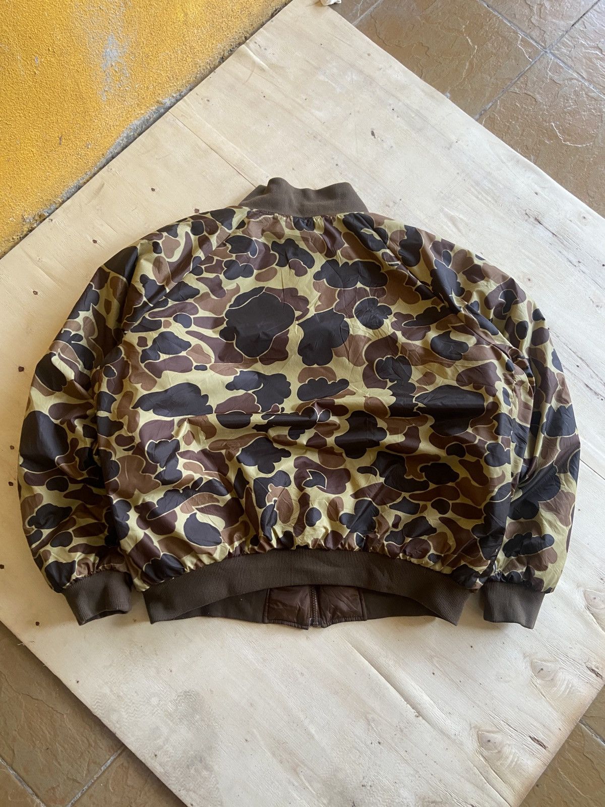 Vintage Vintage Columbia Duck Camo Reversible Puffer Hunting Jacket Size US XL / EU 56 / 4 - 9 Thumbnail