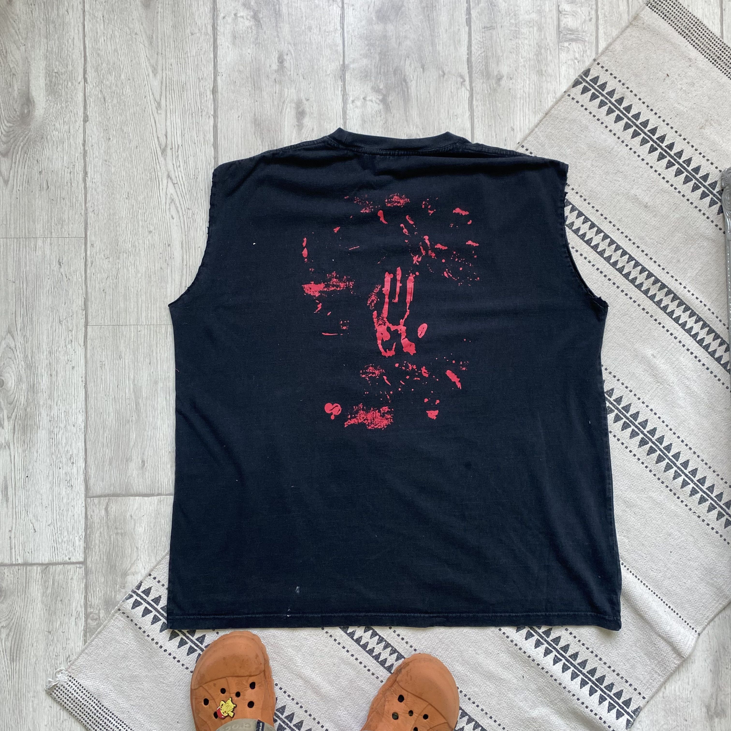 Expert Horror 🧟‍♂️Vintage 90s Humor tee Kill zombie Faded sleeveless Size US XL / EU 56 / 4 - 7 Thumbnail