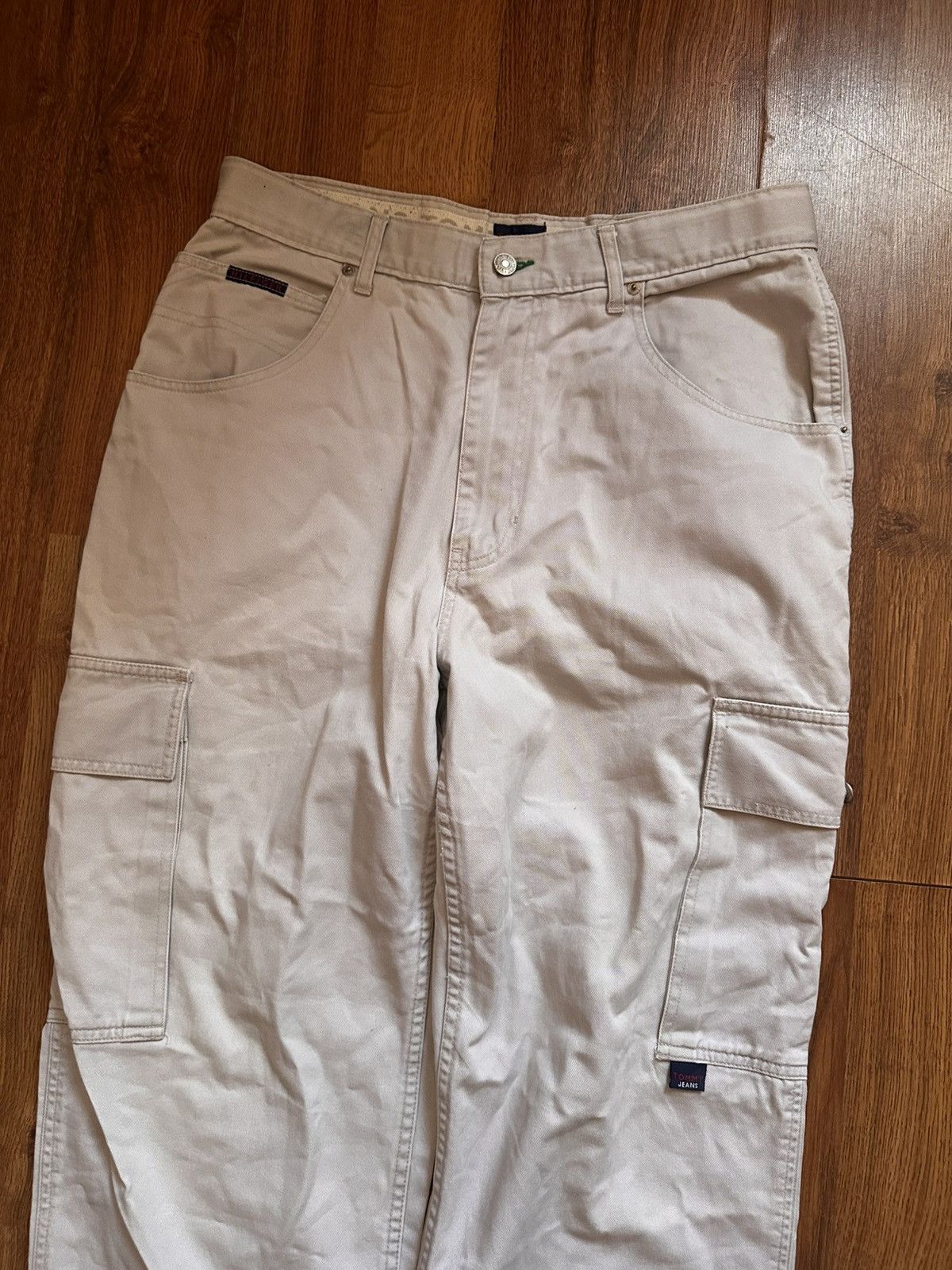 Tommy Hilfiger Vintage Tommy Hilfiger Cargo Pants Size 33/34 Beige/Sand Y2K Size US 34 / EU 50 - 5 Thumbnail