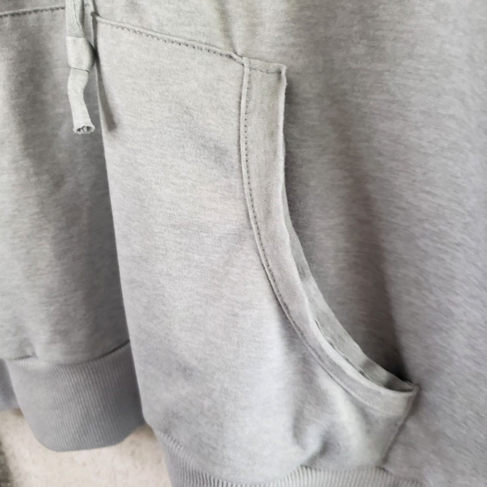 Vintage MARIKA Women's L Gray Lightweight HOODIE Long Sleeve Thumb Hole Kangaroo Pockets Pullover Casual Activewear Womens Size L / US 10 / IT 46 - 7 Thumbnail