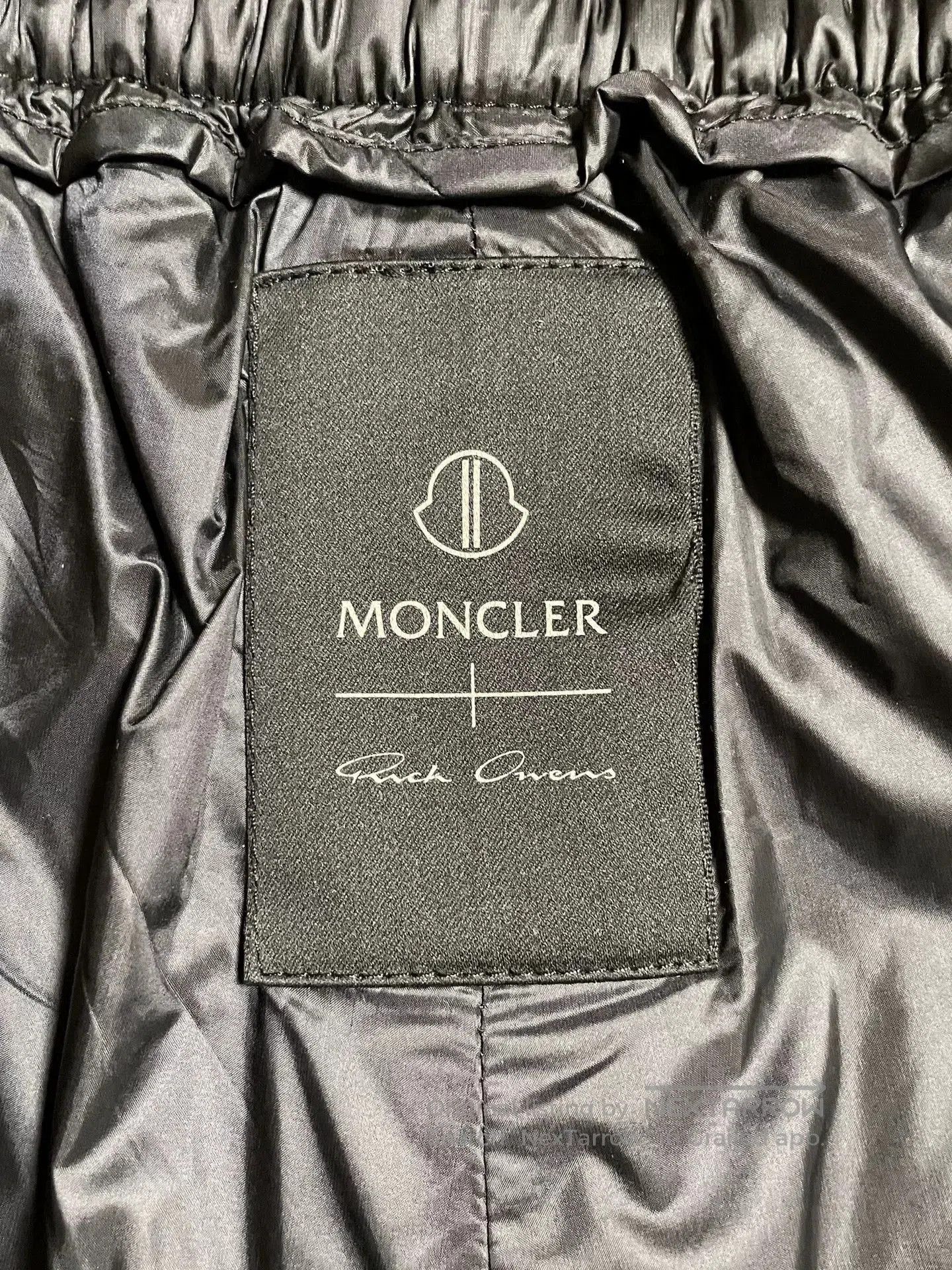 Rick Owens rick owens moncler collaboration puffer shorts. Size US 34 / EU 50 - 5 Thumbnail