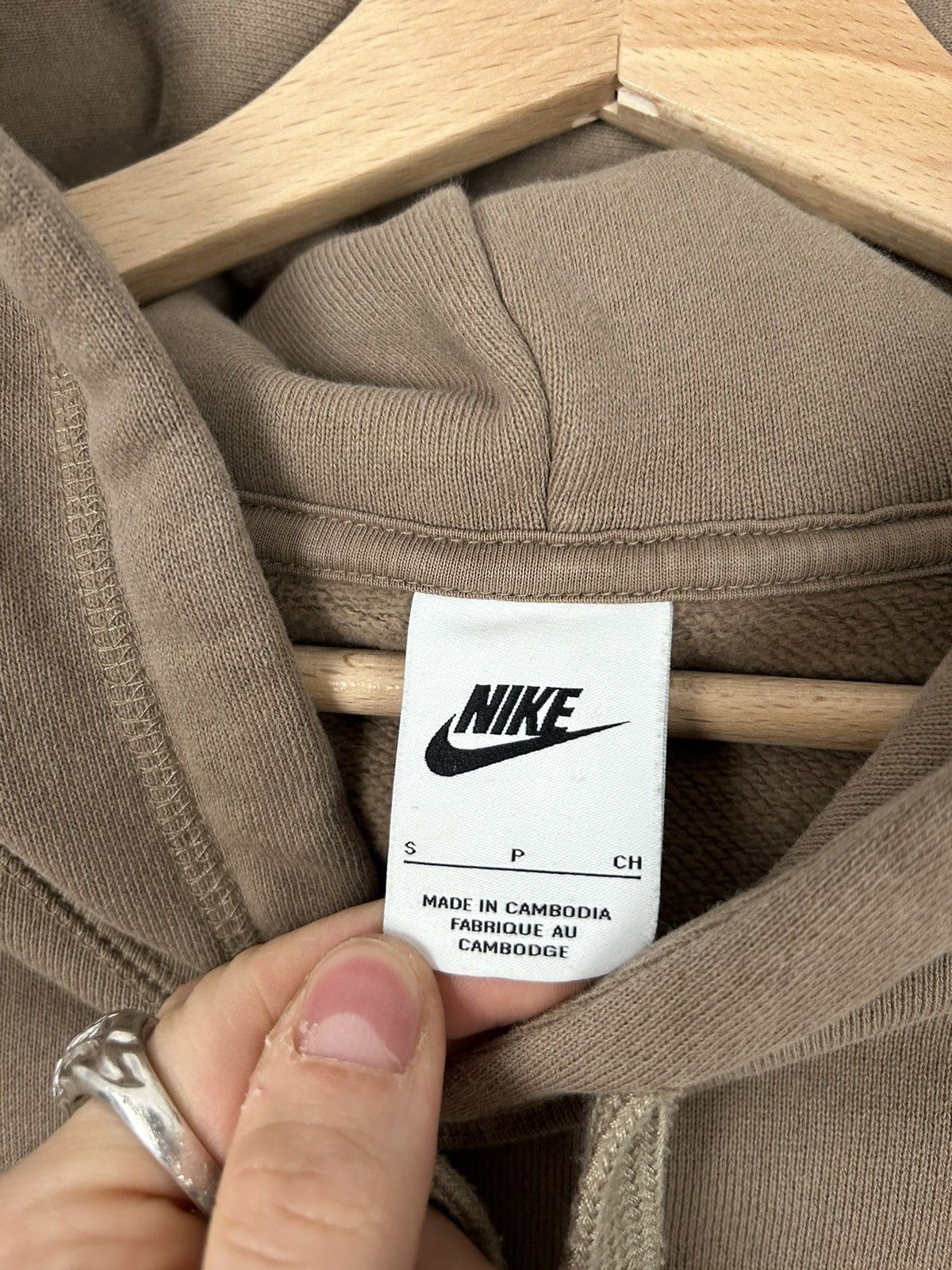 Nike Nike Brown Boxy Hoodie Streetwear Hype Swoosh Rare Sport Size US S / EU 44-46 / 1 - 4 Thumbnail