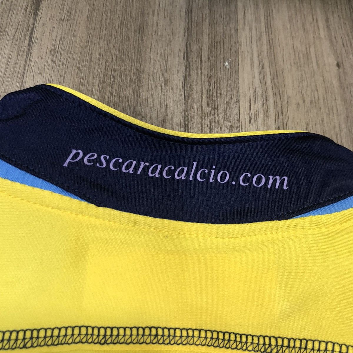 Pescara 06/07 away shirt