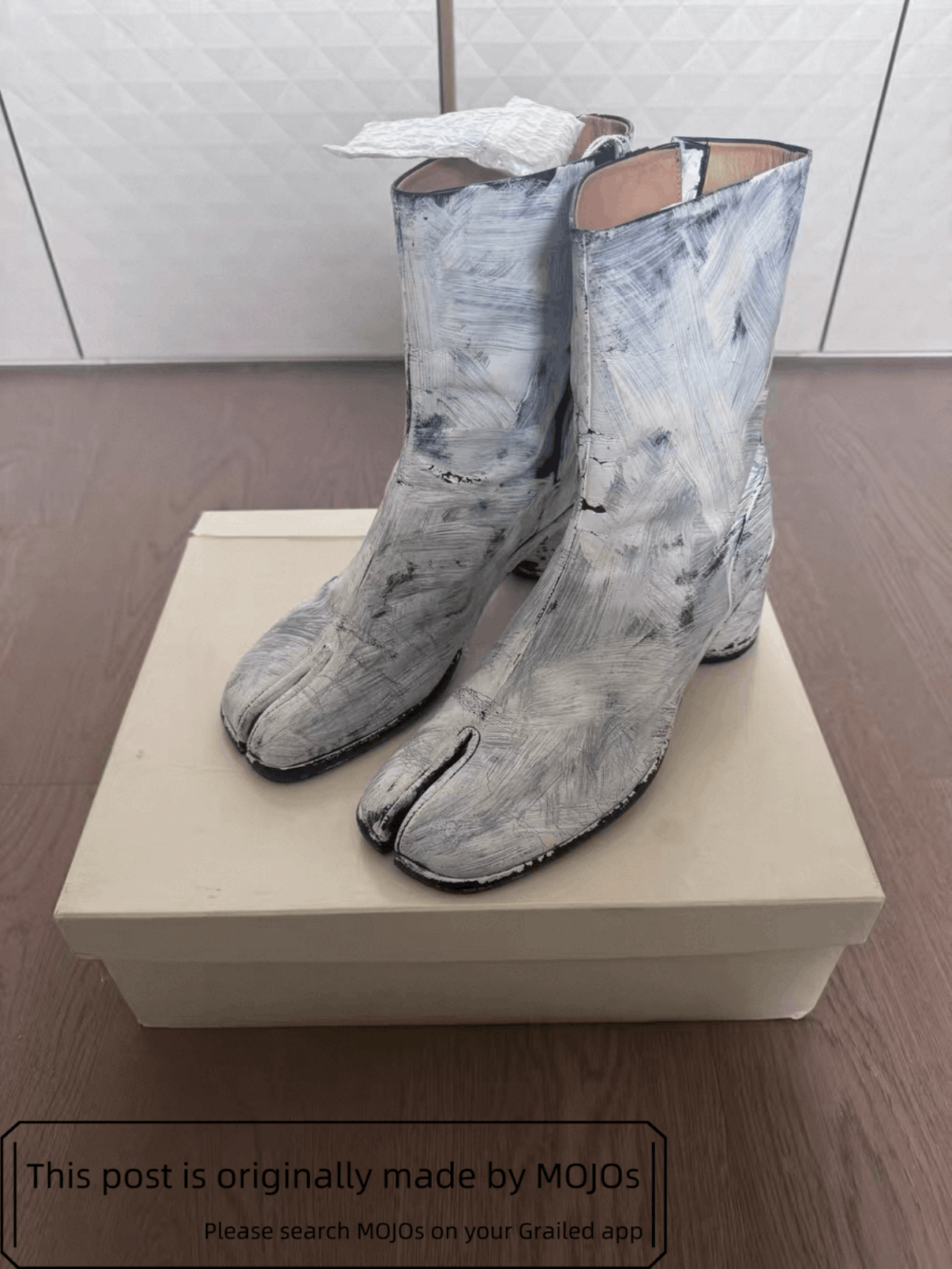 Maison Margiela Sz 42 Maison Margiela White Paint Tabi Boots mojos1618 Size US 9 / EU 42 - 1 Thumbnail