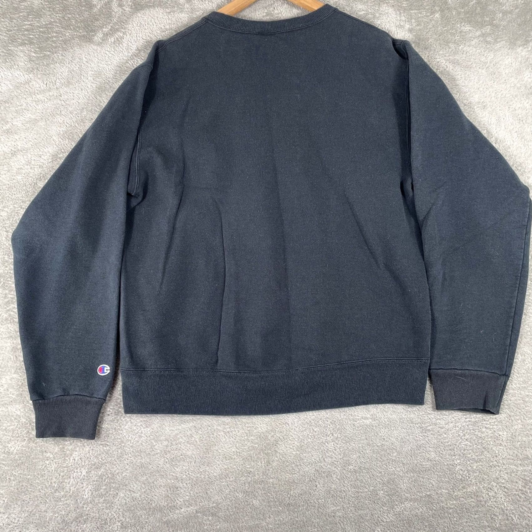 Champion VINTAGE Champion Shirt L Carroll College Sweatshirt Adult Crewneck Navy USA Size L / US 10 / IT 46 - 2 Thumbnail