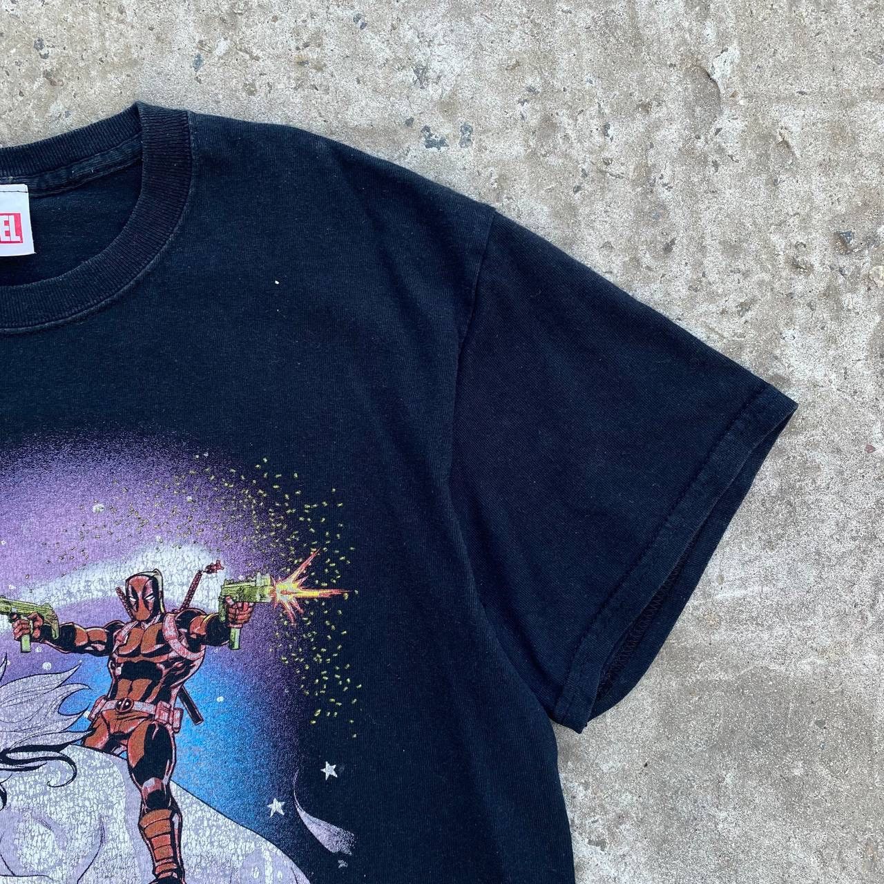 Marvel Comics Vintage T-shirts Marvel Comics DC Dead Pool Big Logo Y2K 00s Size US S / EU 44-46 / 1 - 6 Thumbnail