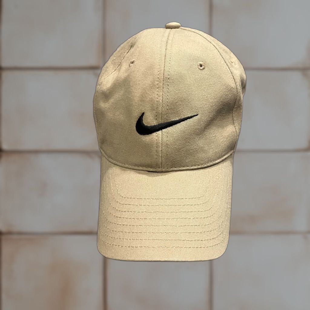 Nike VINTAGE Nike Baseball Cap One Size Beige Swoosh Strap Back One IGNITE Nike Cap Mens Gear Sports Hat Size ONE SIZE - 1 Thumbnail