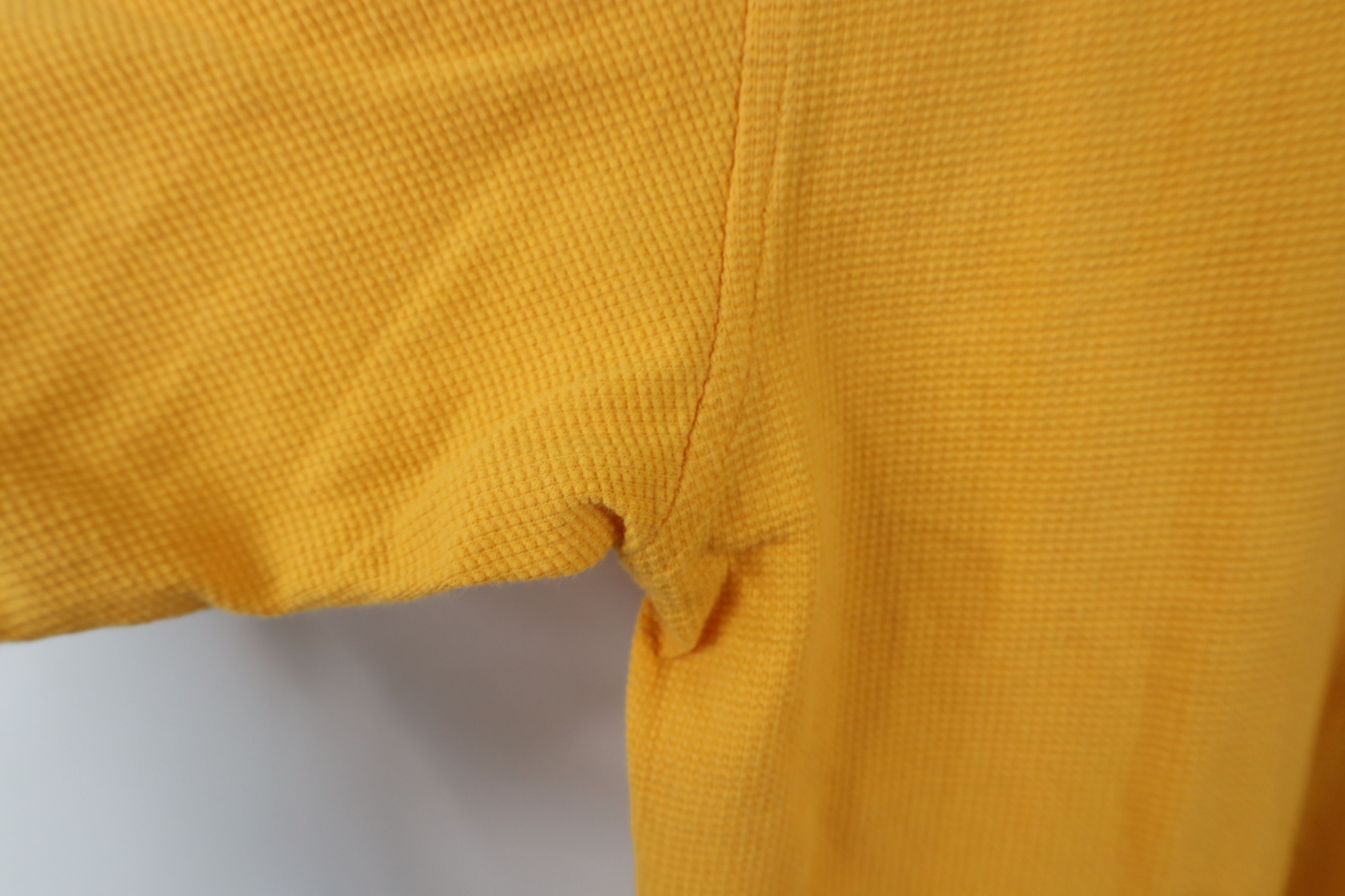 Vintage Vintage 90s University of Michigan Thermal Waffle Knit Polo Size US M / EU 48-50 / 2 - 8 Thumbnail
