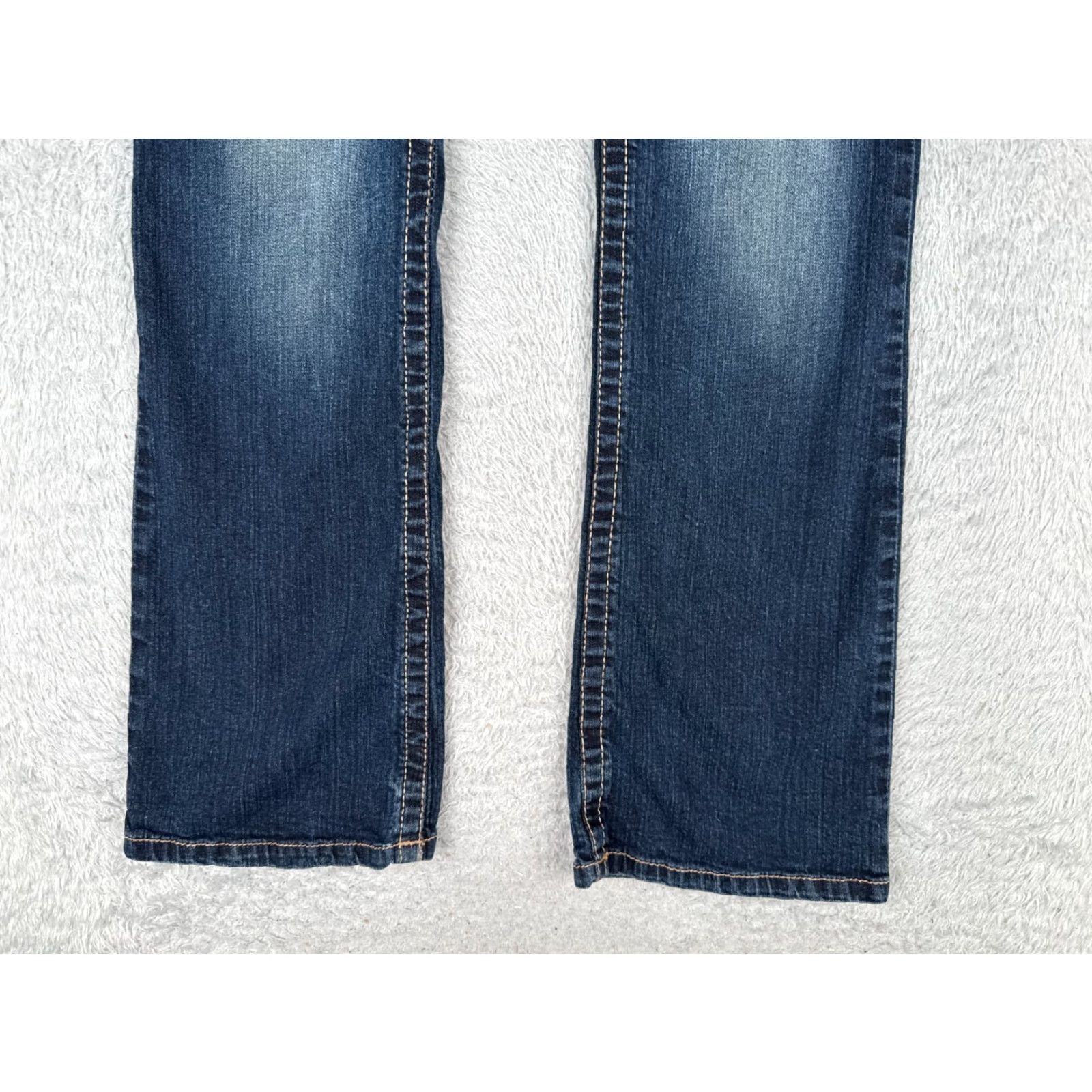 Vintage Rue21 Jeans Juniors 9 Blue Mid Rise Bootcut Dark Wash Embroidered Cotton 30x31 Womens Size 30" / US 8 / IT 44 - 2 Thumbnail