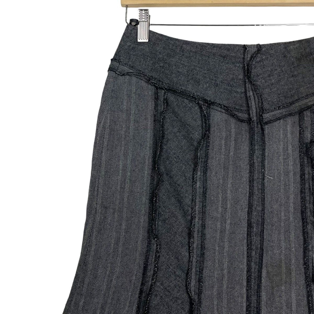 Max Mara 💥MAX MARA PLEATED BONDAGE SKIRT Size 26" / US 2 / IT 38 - 2 Thumbnail