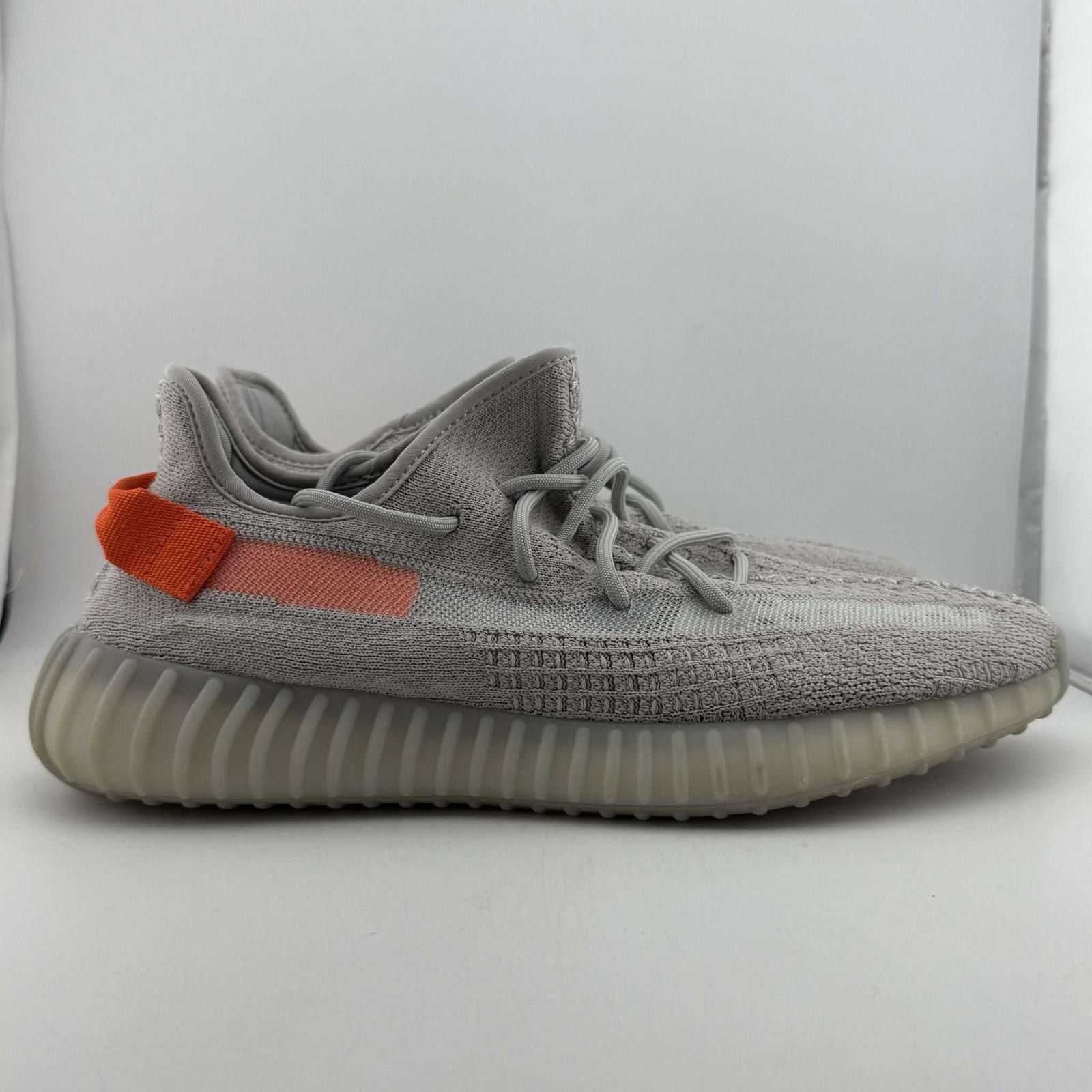 Adidas Yeezy Boost 350 V2 Tail Light US 11.5 New with Box FX9017 Size US 11.5 / EU 44-45 - 4 Thumbnail
