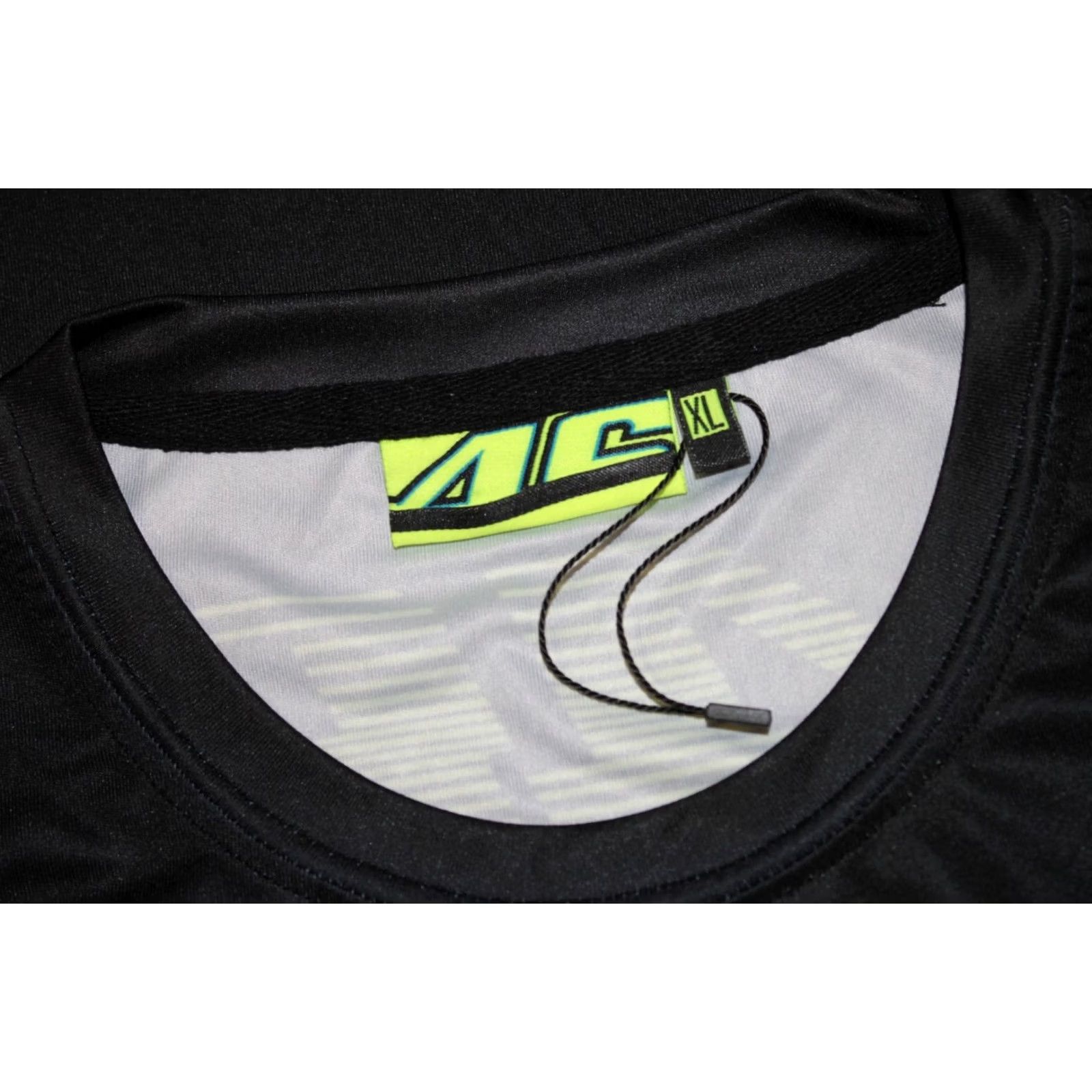 Yamaha VINTAGE Yamaha Italy MotoGP moto racing shirt Mens XL Multicoloured Size US XL / EU 56 / 4 - 6 Thumbnail
