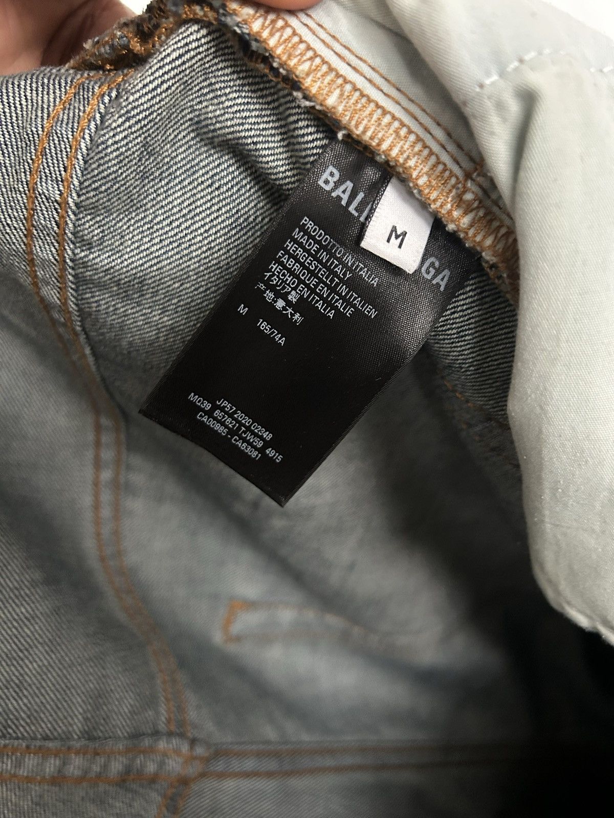 Balenciaga Rare Balenciaga fw22 oversized denim skater shorts Size US 34 / EU 50 - 11 Thumbnail