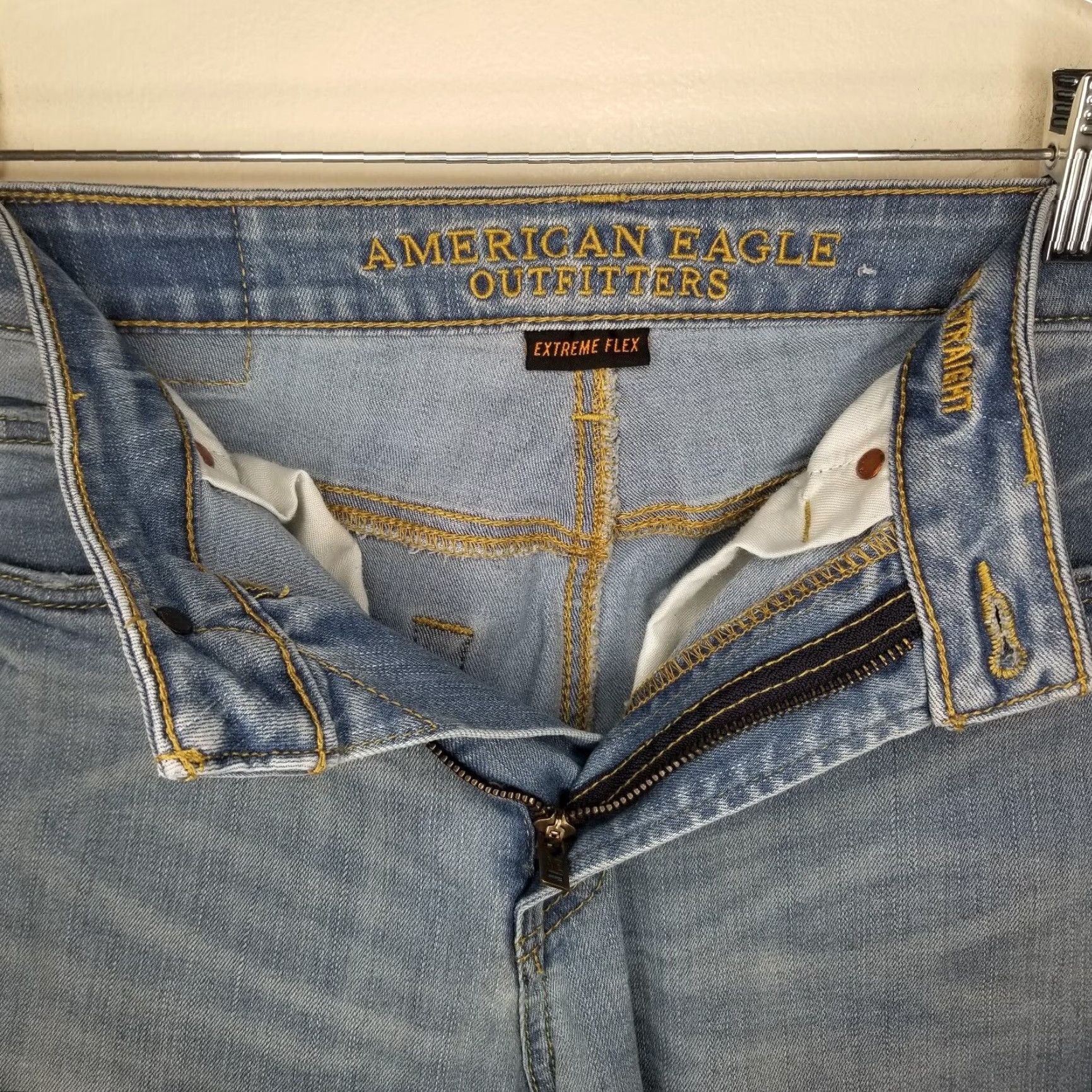 American Eagle Outfitters AMERICAN EAGLE Relaxed Straight Jeans Mens Light Blue Size 28x30 Extreme Flex Size US 28 / EU 44 - 3 Thumbnail