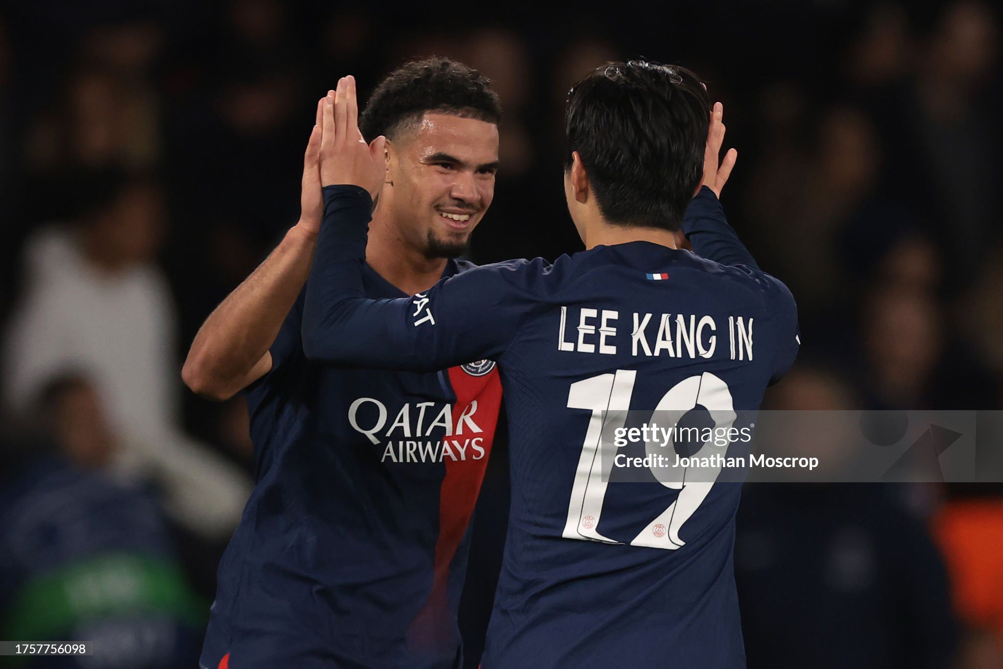 Nike Nike x Paris Saint-Germain (PSG) 23/24 #19 Lee Kang In Size US L / EU 52-54 / 3 - 6 Thumbnail
