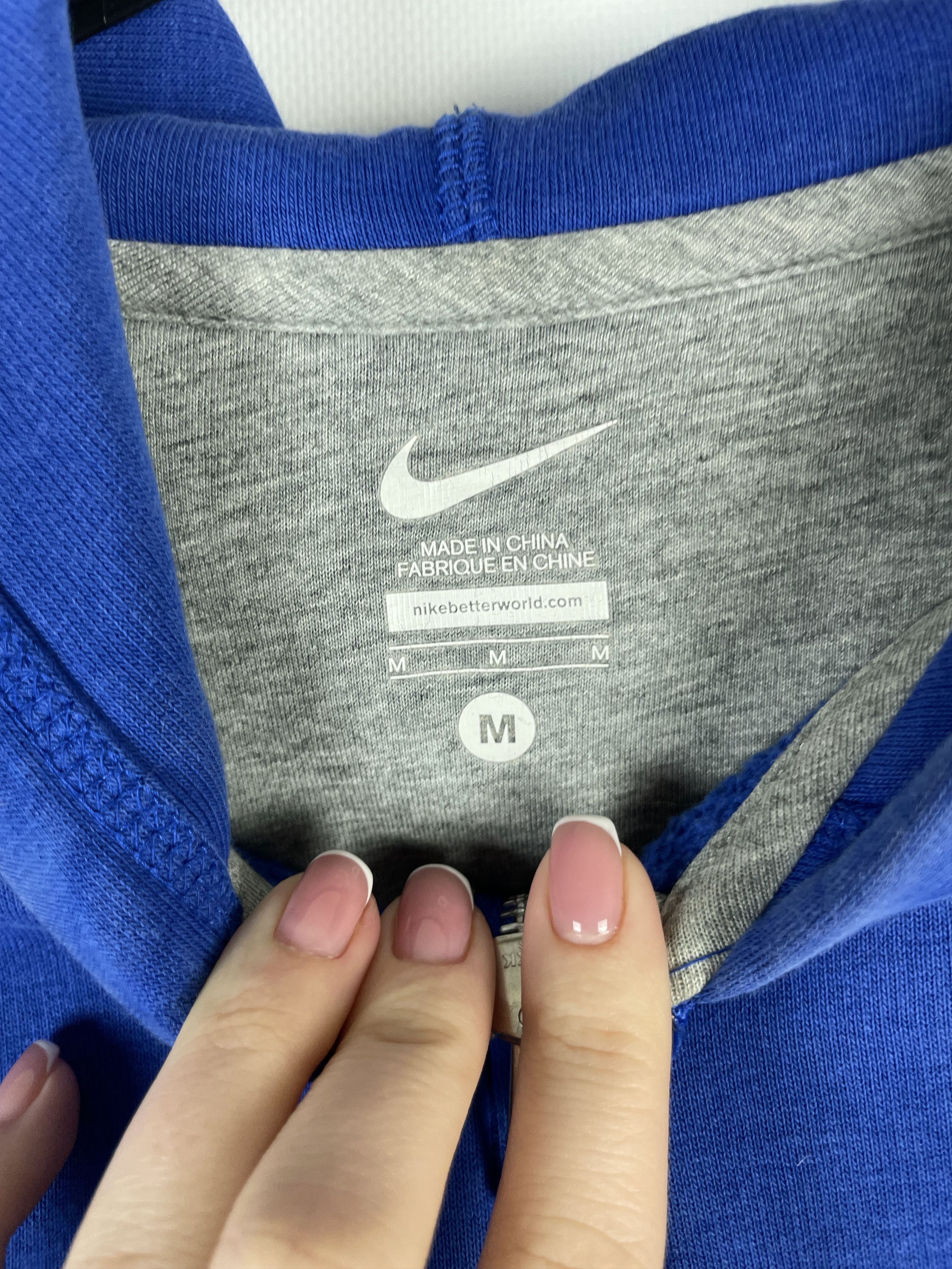 Nike Vintage Nike Zip Hoodie Y2K Size US M / EU 48-50 / 2 - 4 Thumbnail