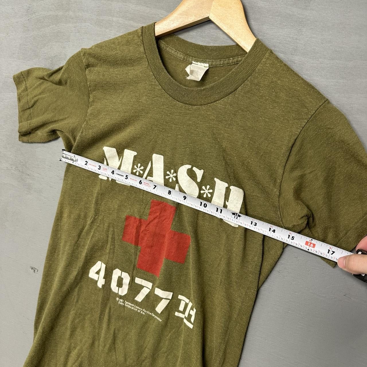 Vintage True Vintage 70s M.A.S.H. TV Show Green Shirt 1981 Medium Size US M / EU 48-50 / 2 - 4 Thumbnail