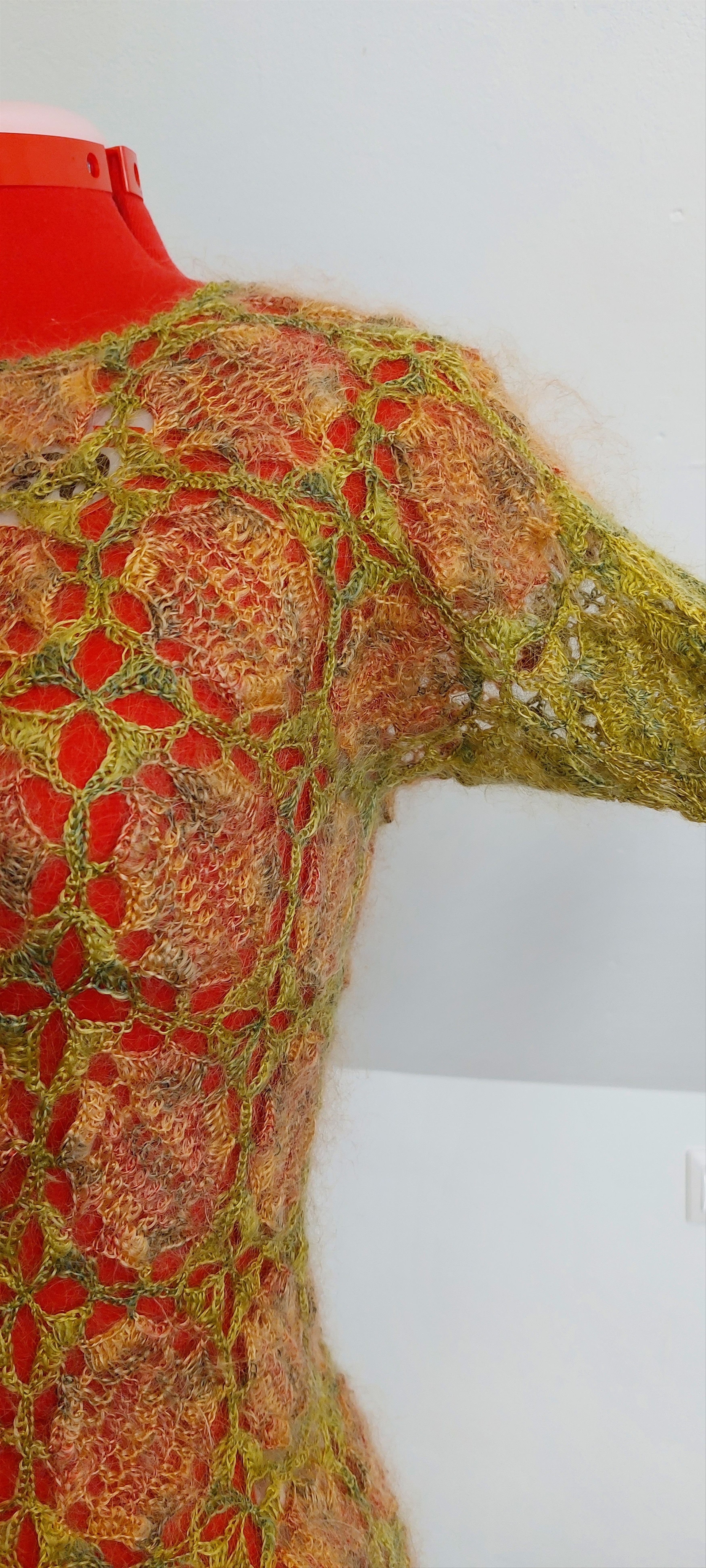 Handmade NWOT Vintage 2000s Mohair Crochet Longsleeve - S/M Size S / US 4 / IT 40 - 10 Thumbnail