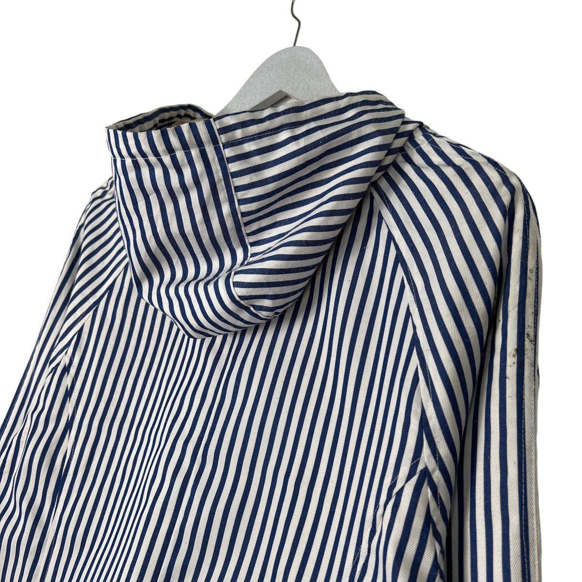 Japanese Brand 🔥 WHITE MEDALION STRIPE JACKET Size US M / EU 48-50 / 2 - 9 Thumbnail