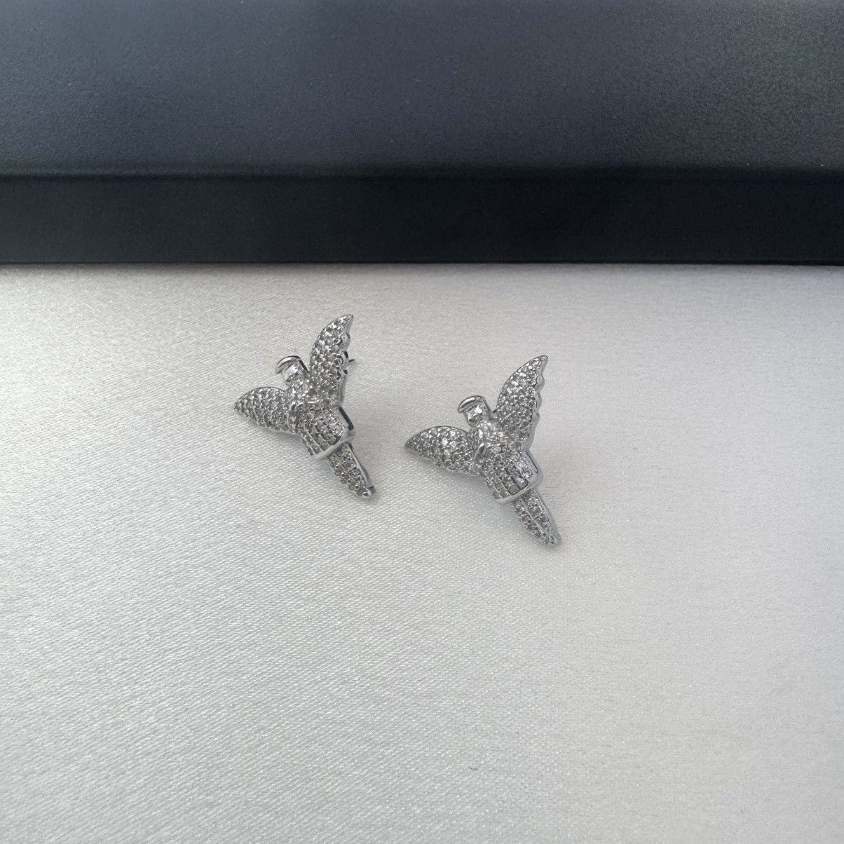 Other CZ Angel Wings Stud Earrings for Men Women Unisex Style Size ONE SIZE - 2 Thumbnail
