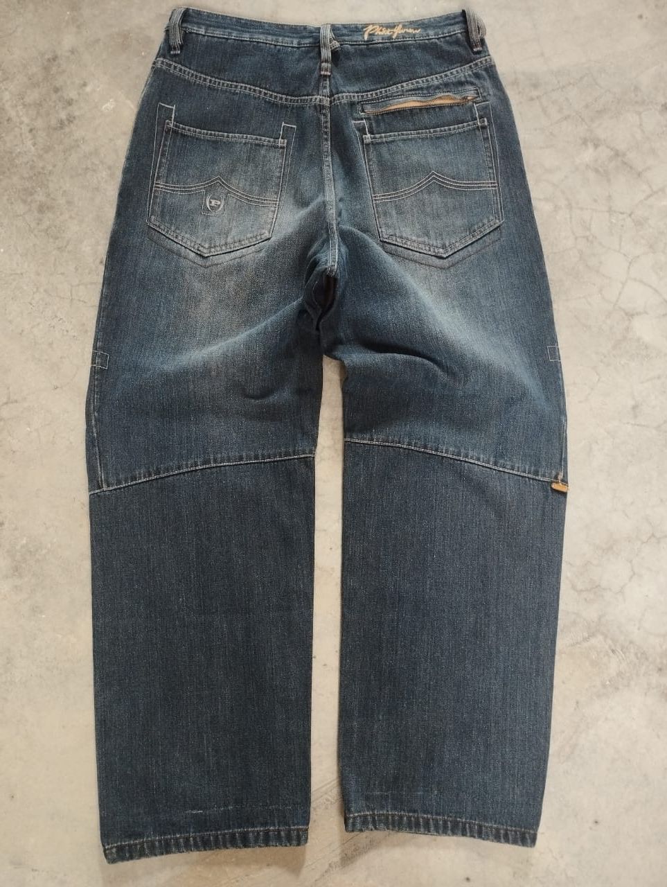 Phat Farm Super Baggy Jeans Vintage 90's Phat Farm Jeans Size US 34 / EU 50 - 1 Thumbnail
