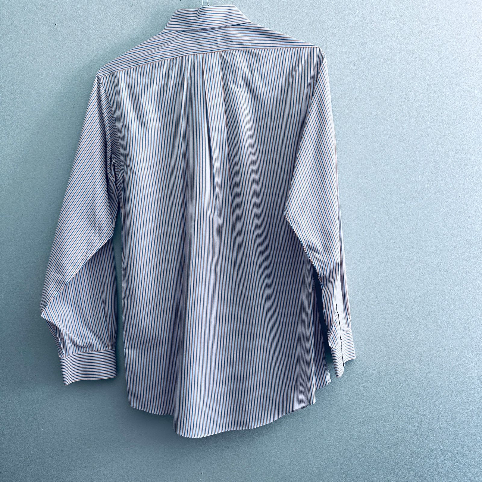 Brooks Brothers Brooks Brothers blue and gold striped Classic button down Size US M / EU 48-50 / 2 - 3 Thumbnail