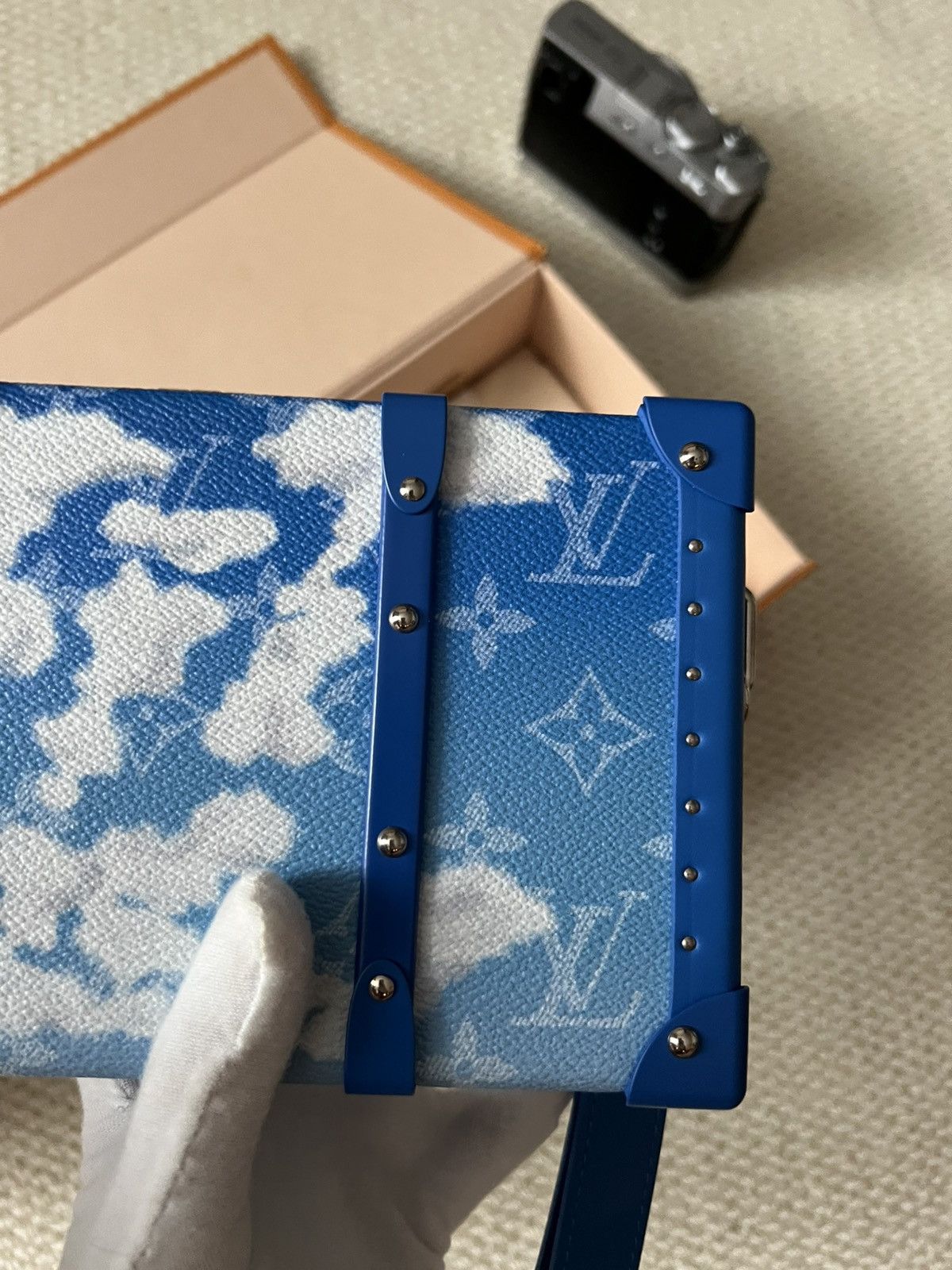 Louis Vuitton Wallet Trunk Louis Vuitton Limited Blue Trunk Size ONE SIZE - 4 Thumbnail