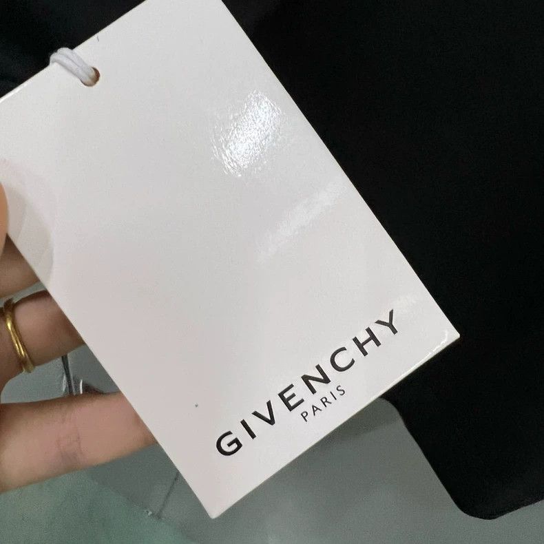 Givenchy Givenchy SizeXXXL Disney Collaboration Cartoon Pattern Xinh Size US M / EU 48-50 / 2 - 5 Thumbnail