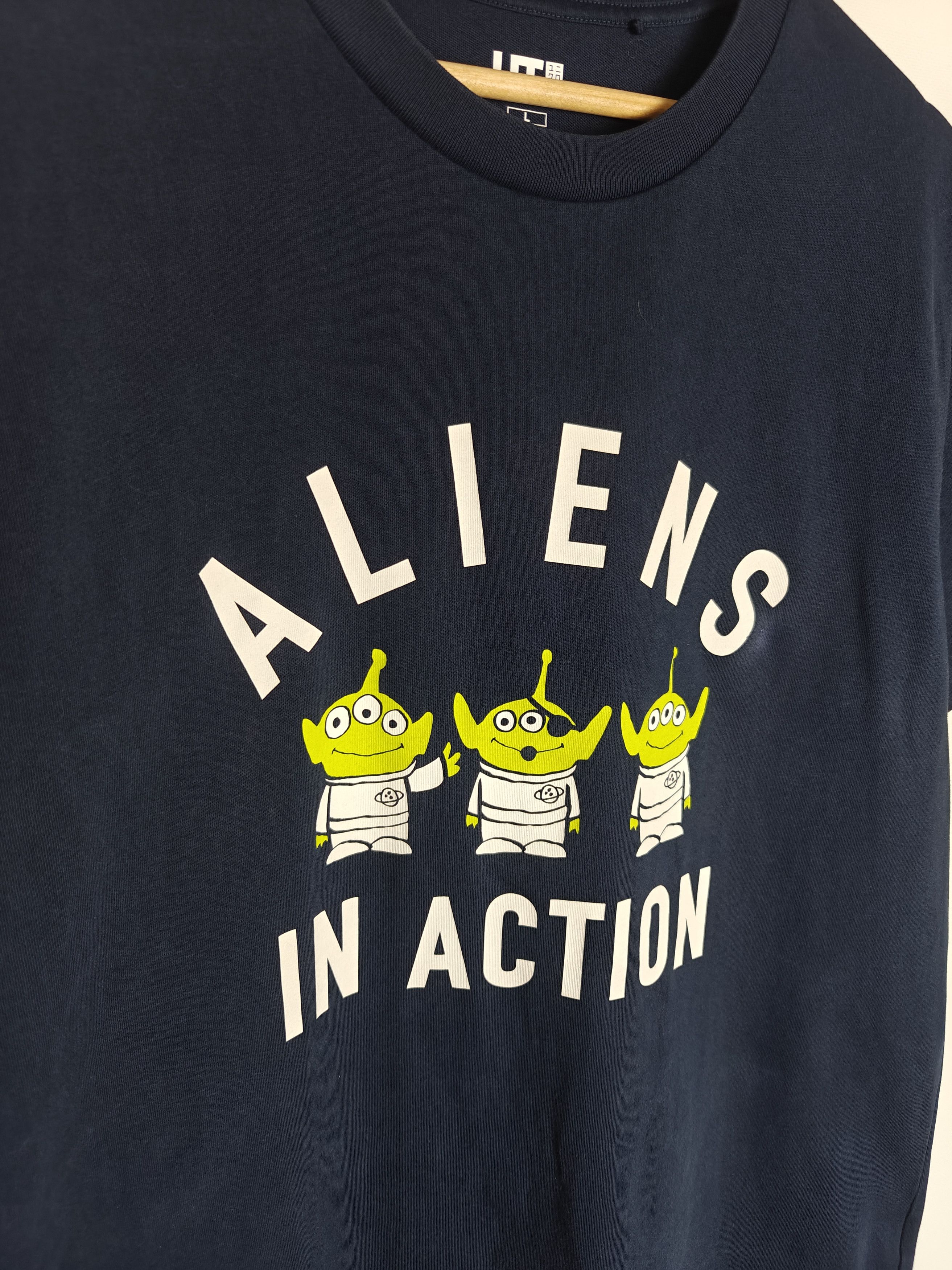 Uniqlo Uniqlo x Pixar T-Shirt Aliens Print Tee Blue size L Size US L / EU 52-54 / 3 - 4 Thumbnail