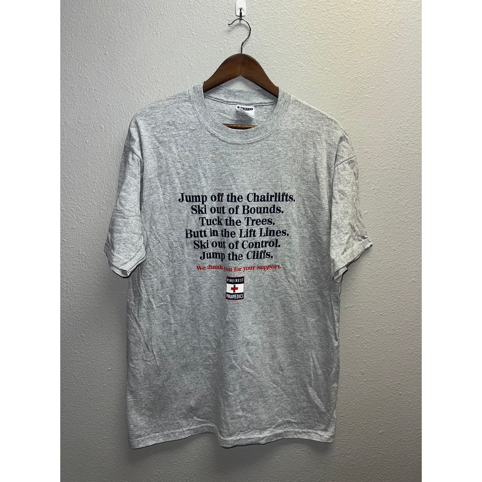 Jerzees Vintage Pinecrest Paramedics Shirt Medic Gray Joke Tee 90s Size US L / EU 52-54 / 3 - 1 Thumbnail