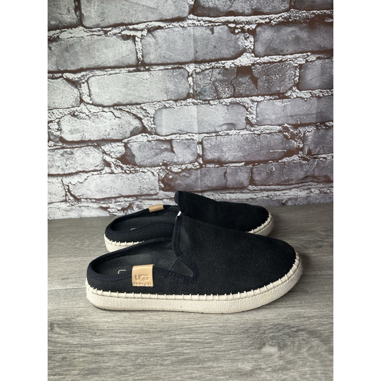 Ugg Ugg Black Delu Sneakers Canvas Slip On Mules Shoes Women’s S Size US 6 / IT 36 - 16 Thumbnail