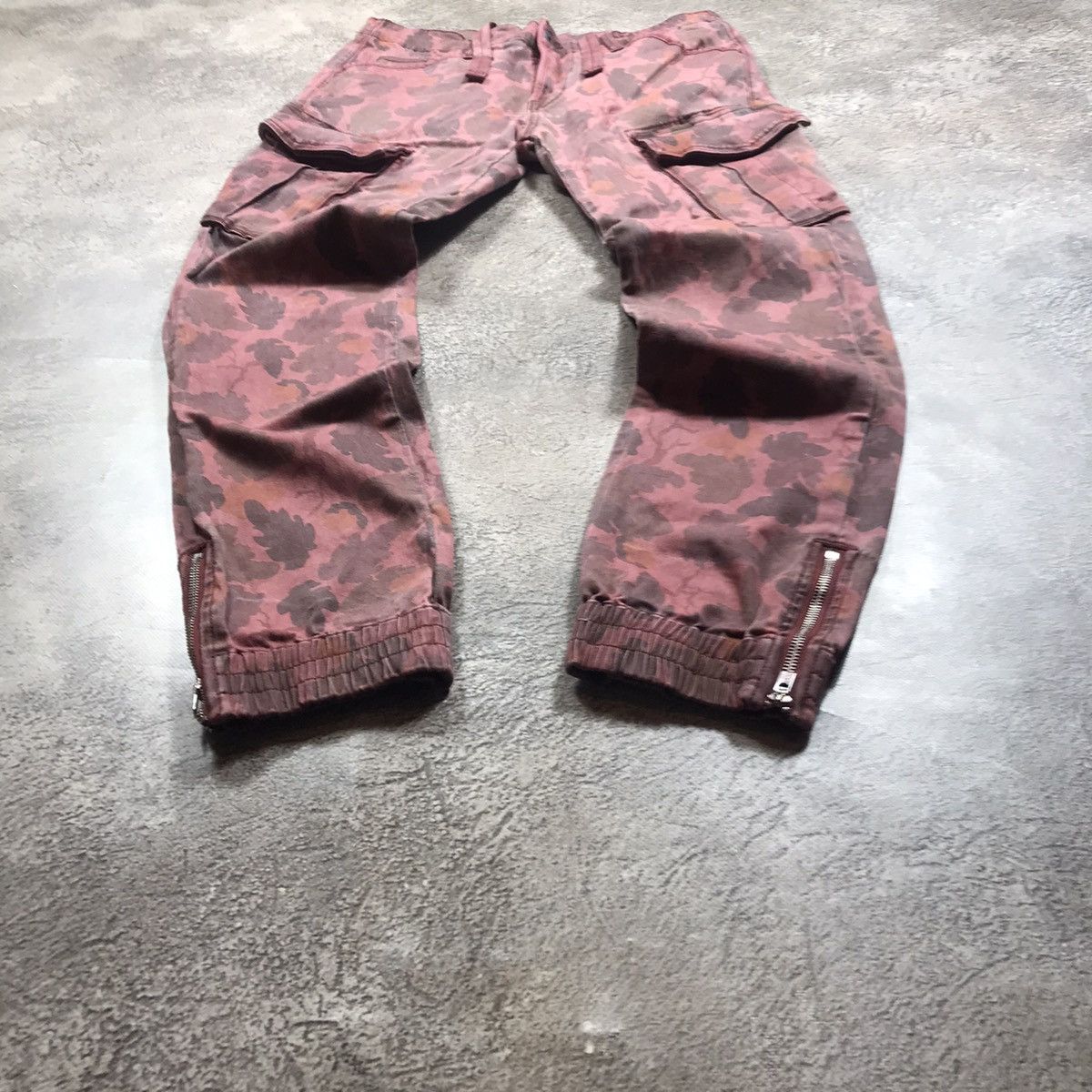 Vintage Y2K Baggy Distressed Cargo Pants Sun Faded Grunge Logo 32 Size US 32 / EU 48 - 1 Thumbnail