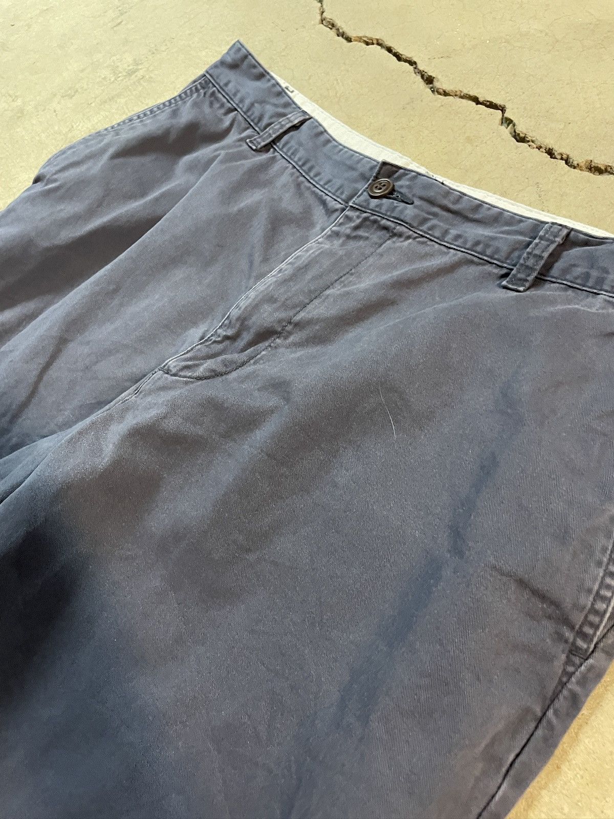 Dockers Vintage 00’s Dockers Chino Shorts Faded Navy Size 34 Size US 34 / EU 50 - 2 Thumbnail